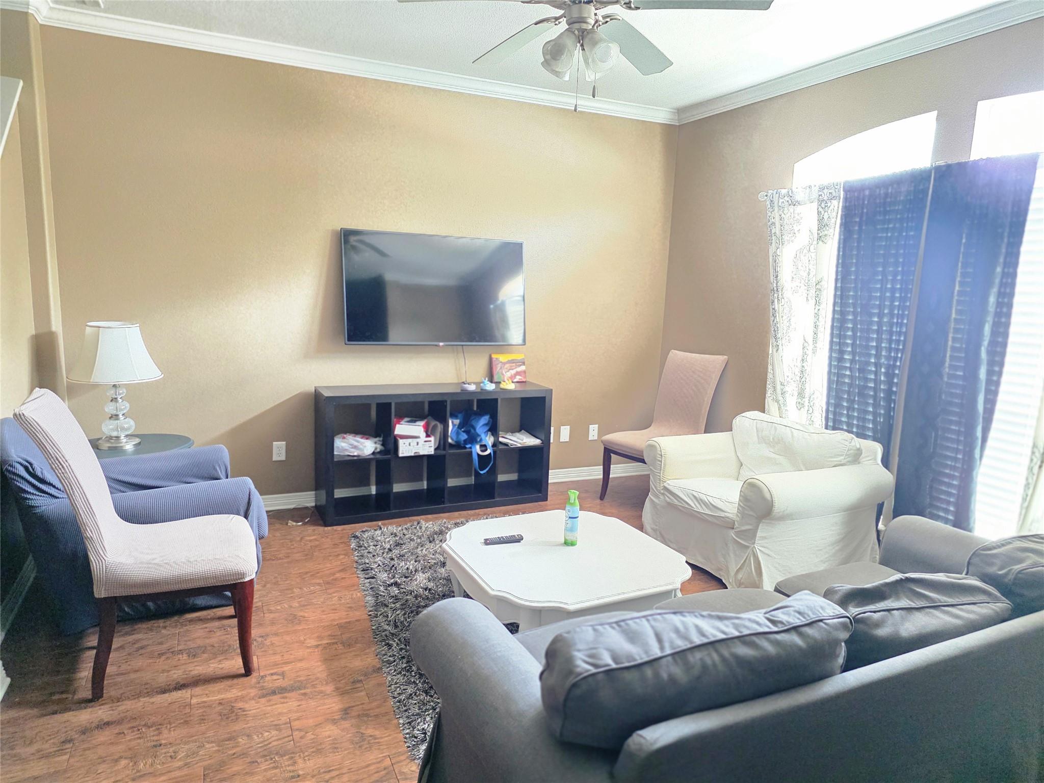 305 Holleman Dr E #1406 Property Photo 4