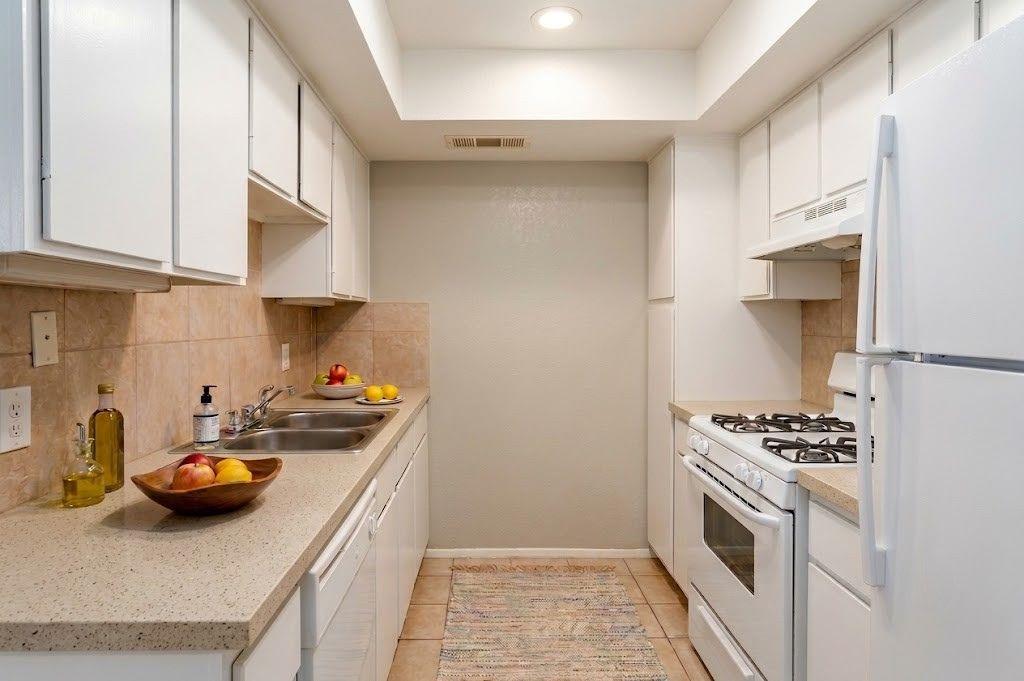 11519 Pecancreek Pkwy #2 Property Photo 3