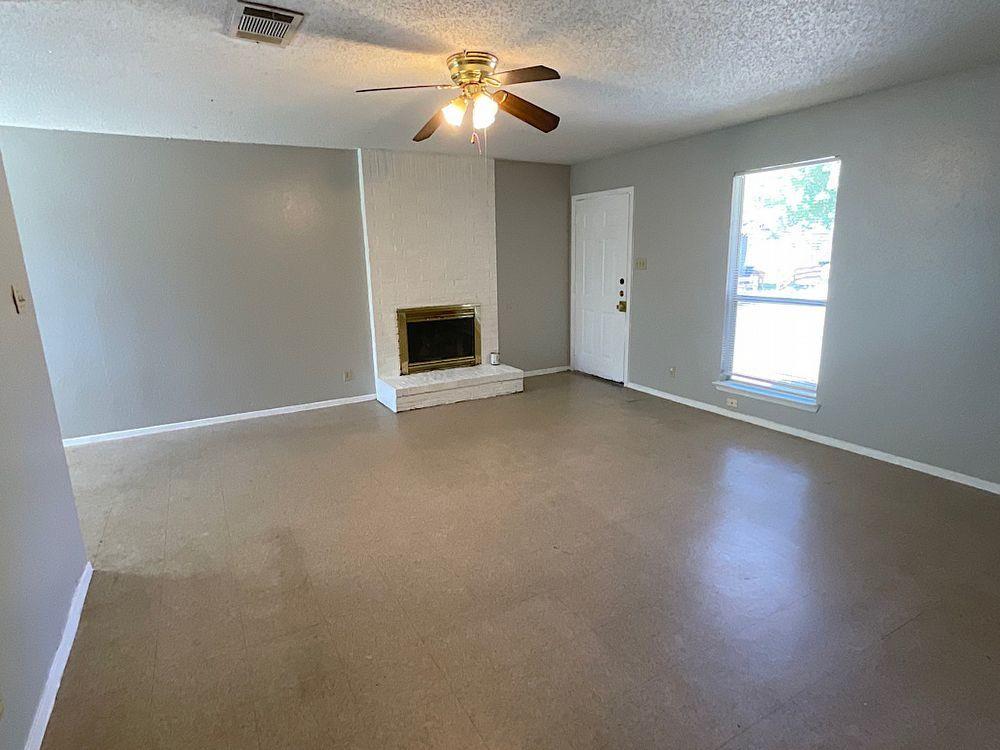 415 Thelma Dr #b Property Photo 3