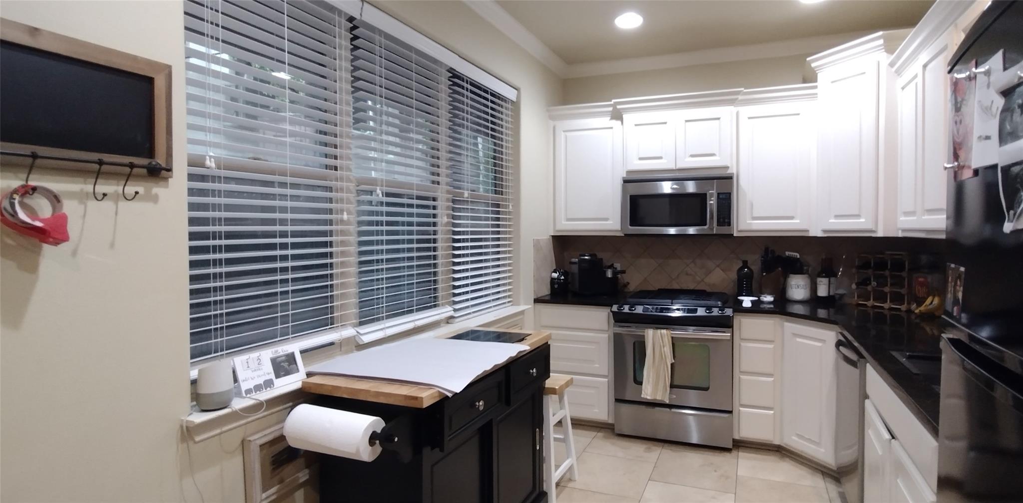 500 Kenniston Dr #b Property Photo 10