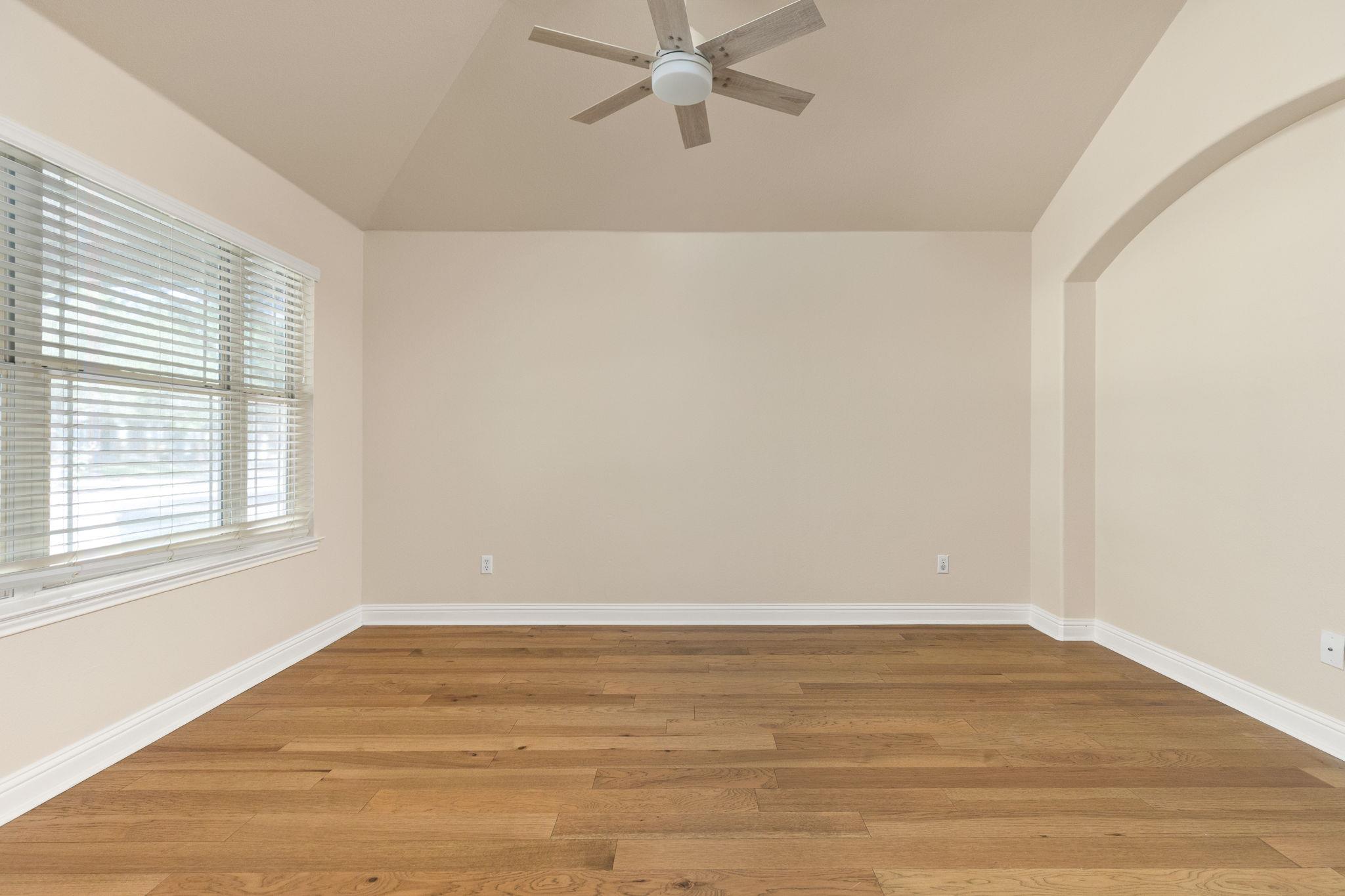 784 Sampson None Property Photo 9