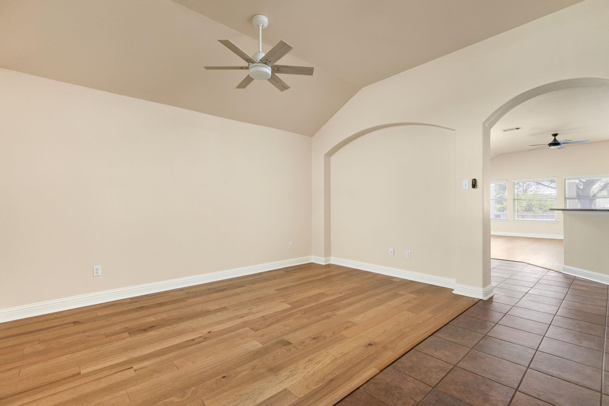 784 Sampson None Property Photo 10