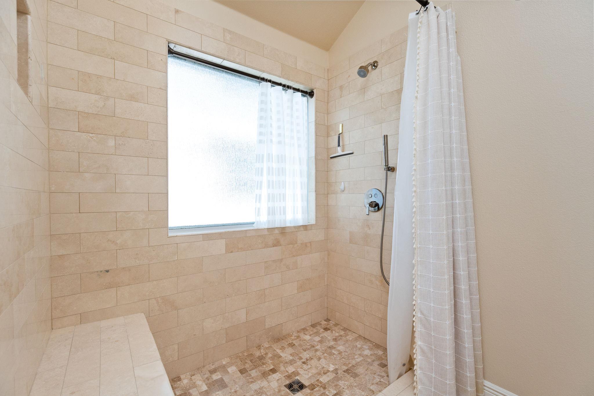784 Sampson None Property Photo 15