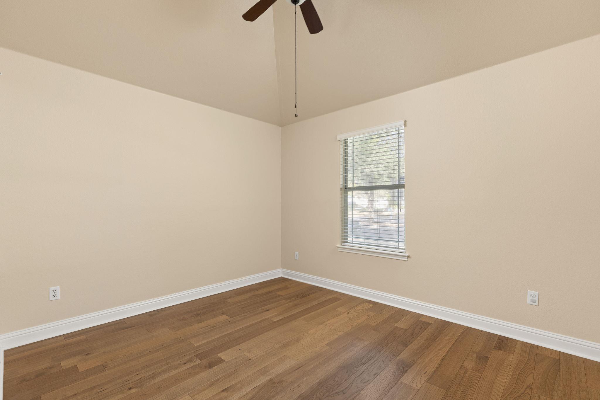 784 Sampson None Property Photo 17