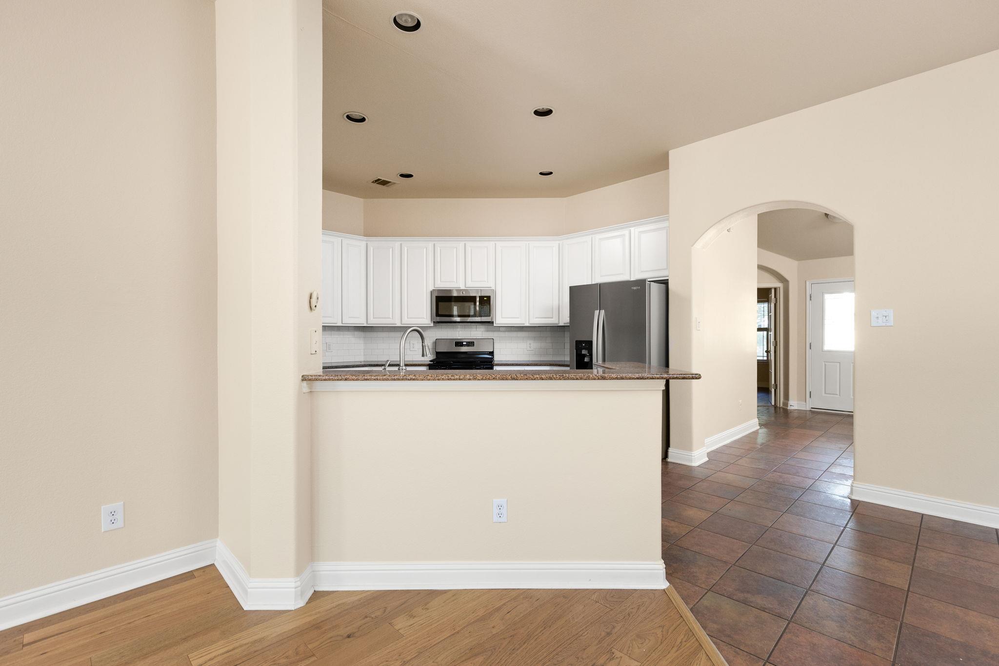 784 Sampson None Property Photo 23