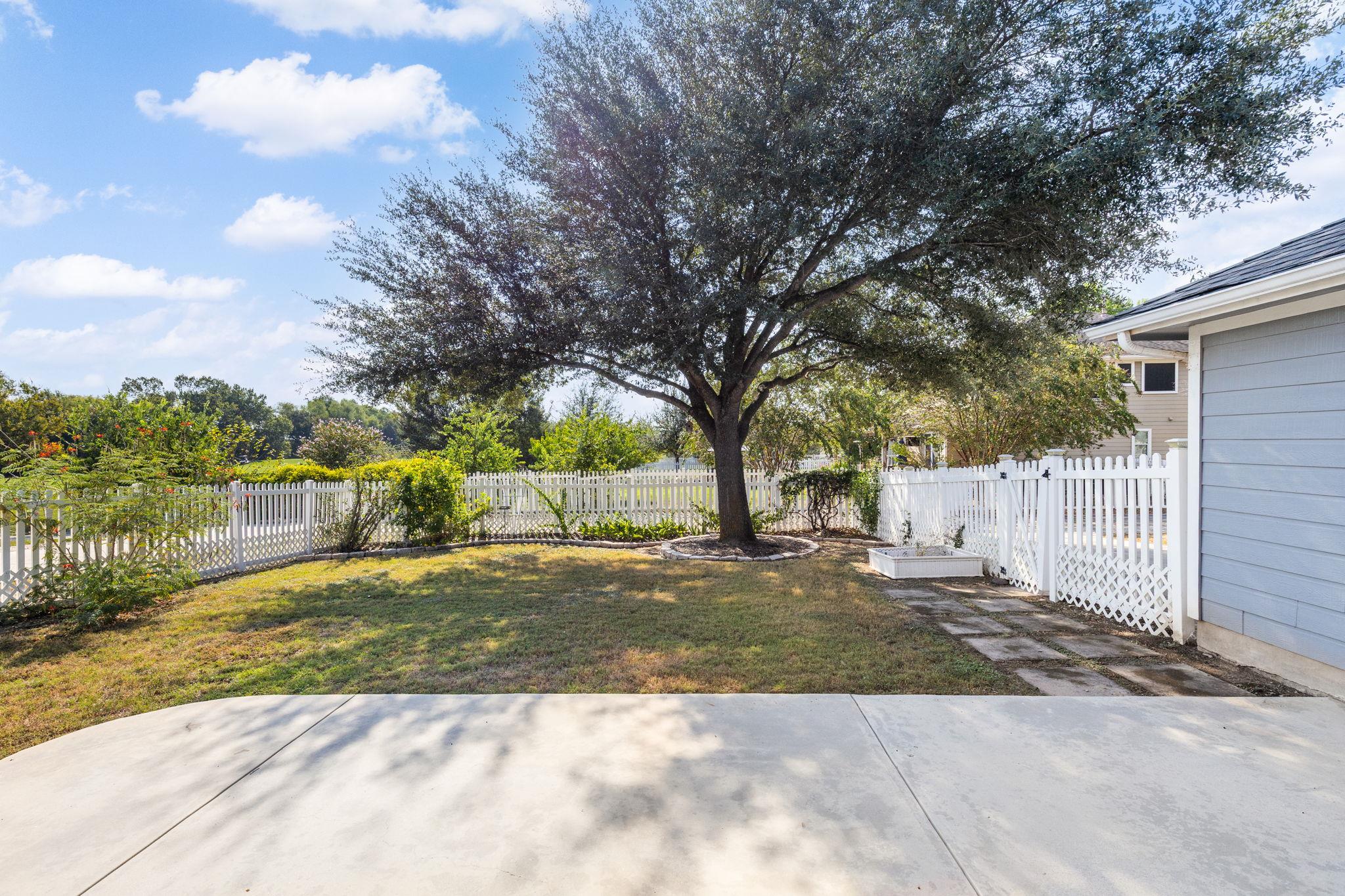 784 Sampson None Property Photo 34