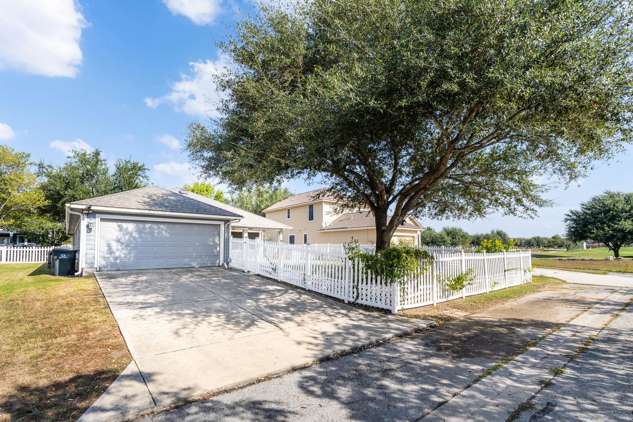 784 Sampson None Property Photo 36