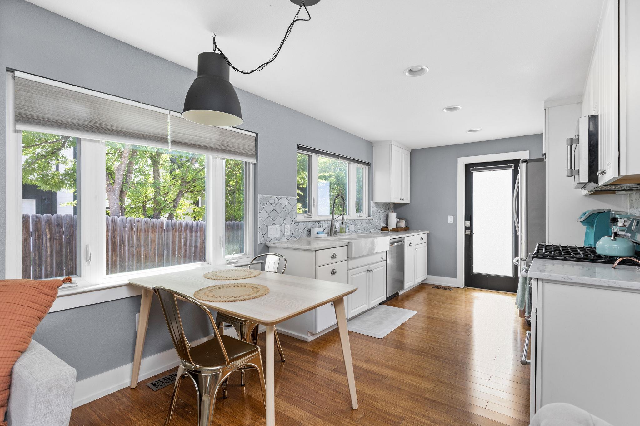 7611 Providence Ave #a Property Photo 12