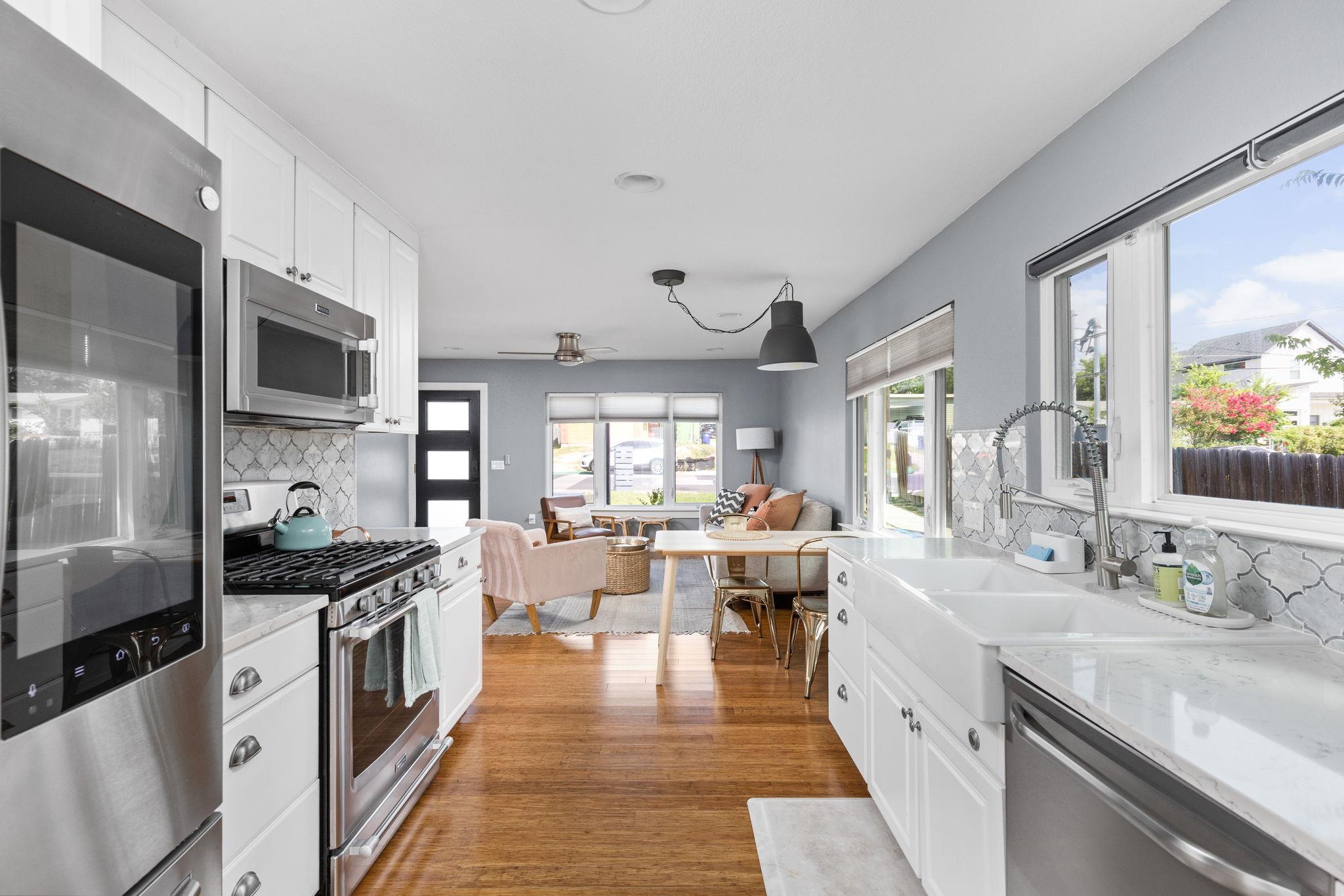 7611 Providence Ave #a Property Photo 17