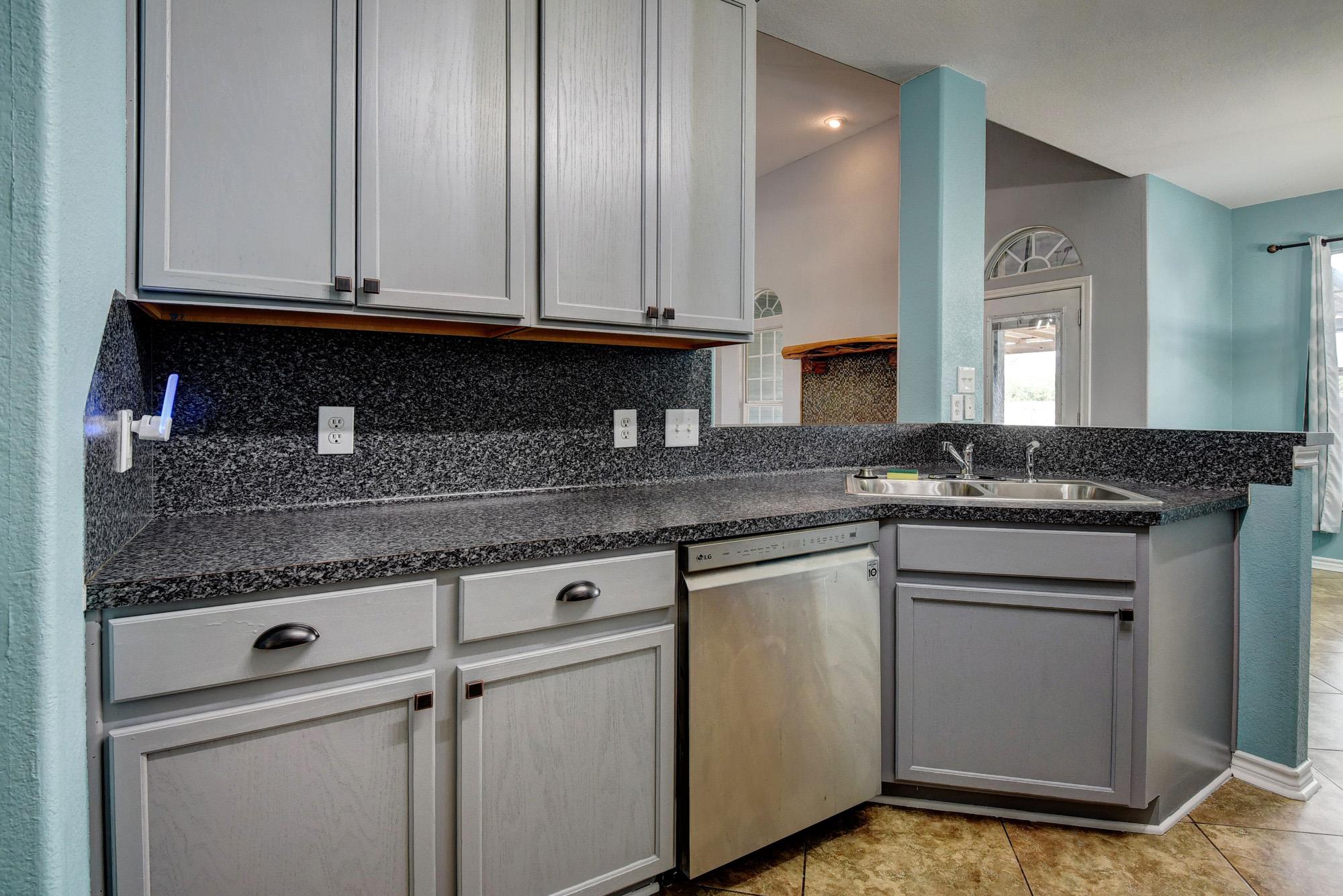 340 Rose Mayer Loop Property Photo 10
