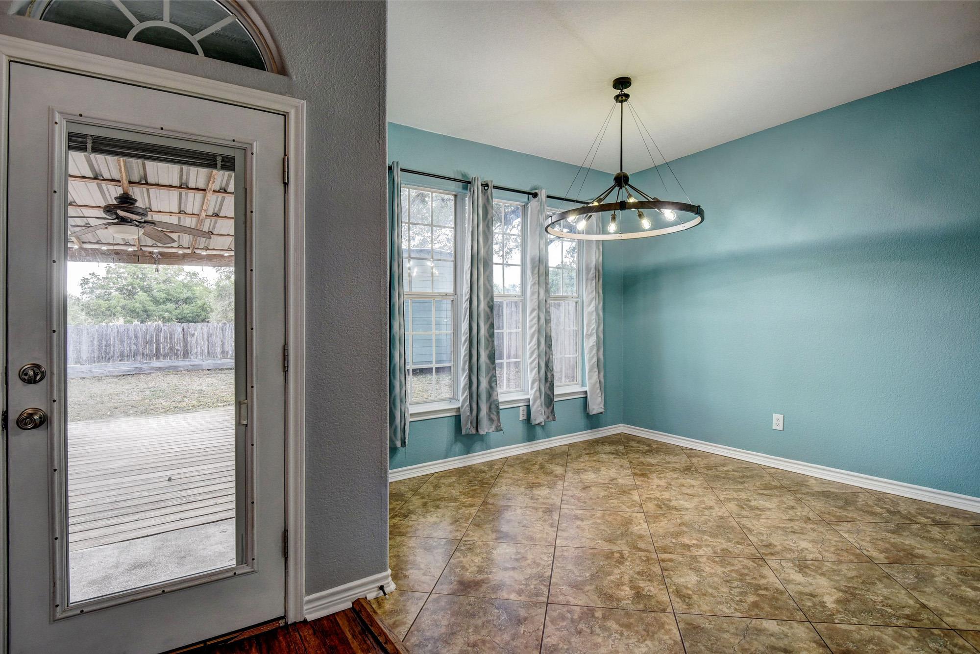 340 Rose Mayer Loop Property Photo 12