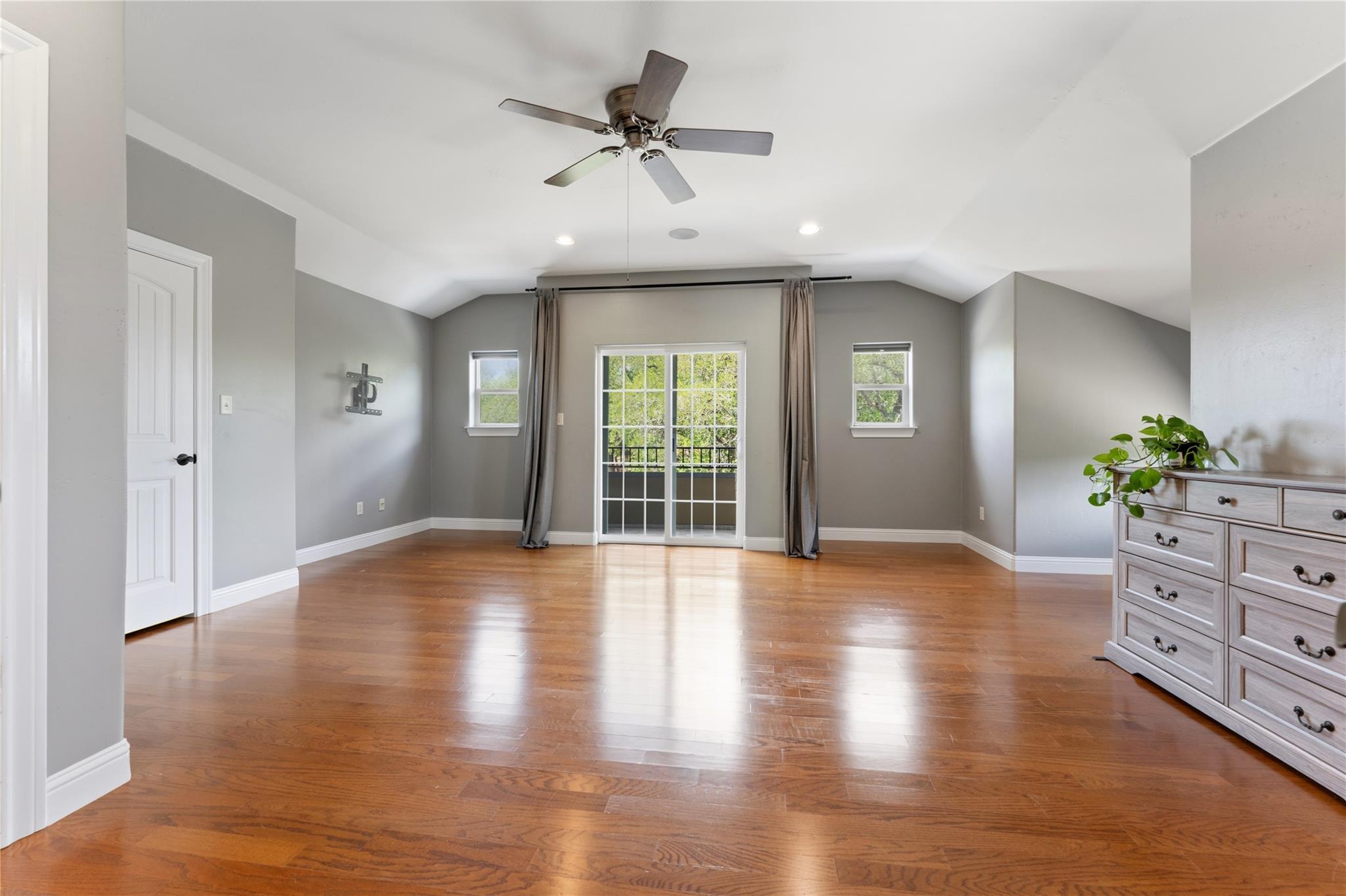345 Leafdale Trl Property Photo 15