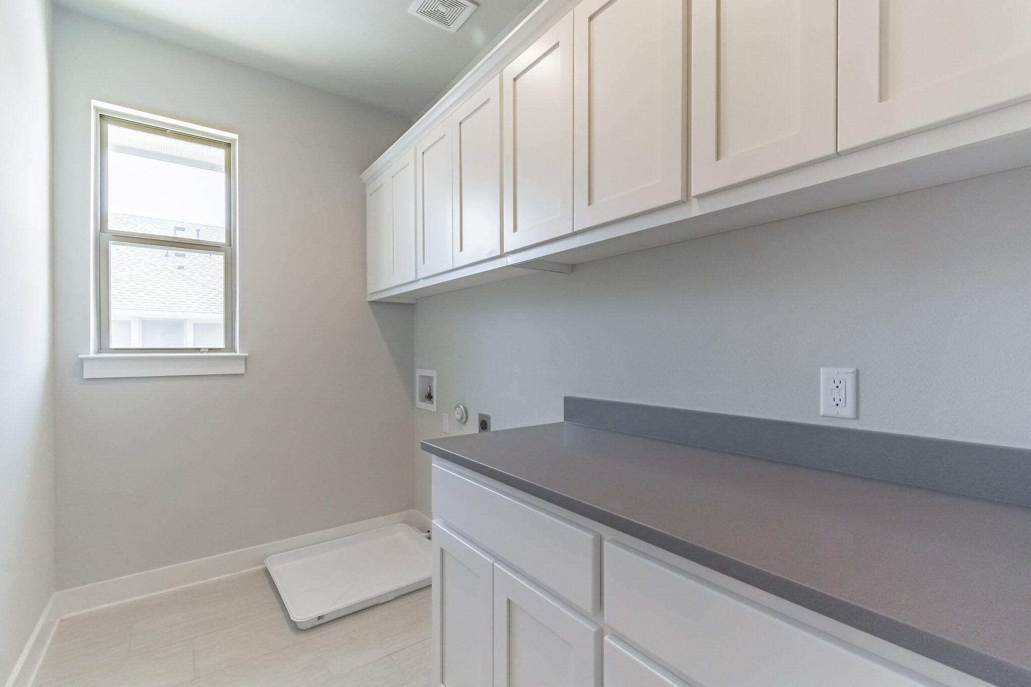 13800 Lyndhurst St #221 Property Photo 28