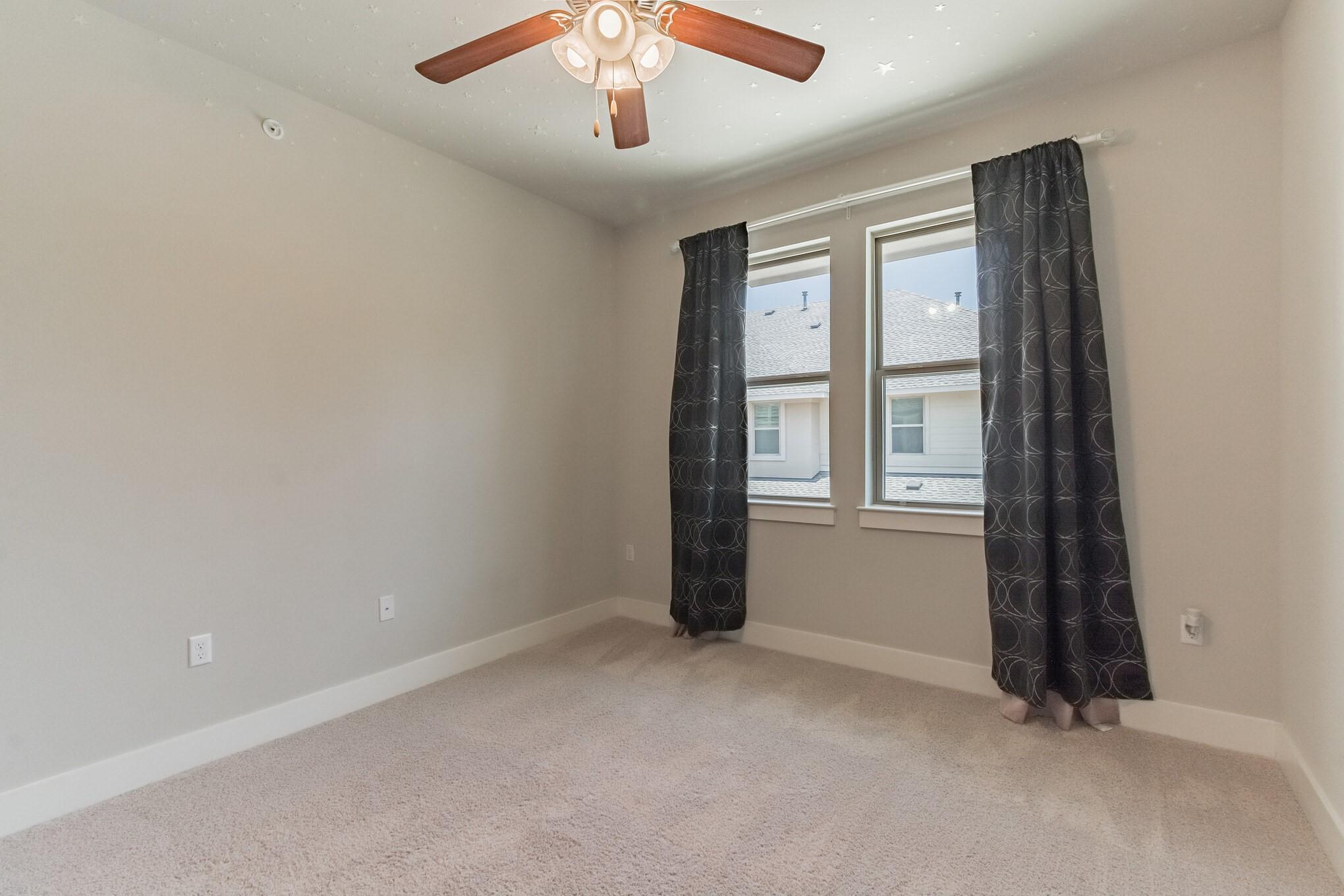 13800 Lyndhurst St #221 Property Photo 33