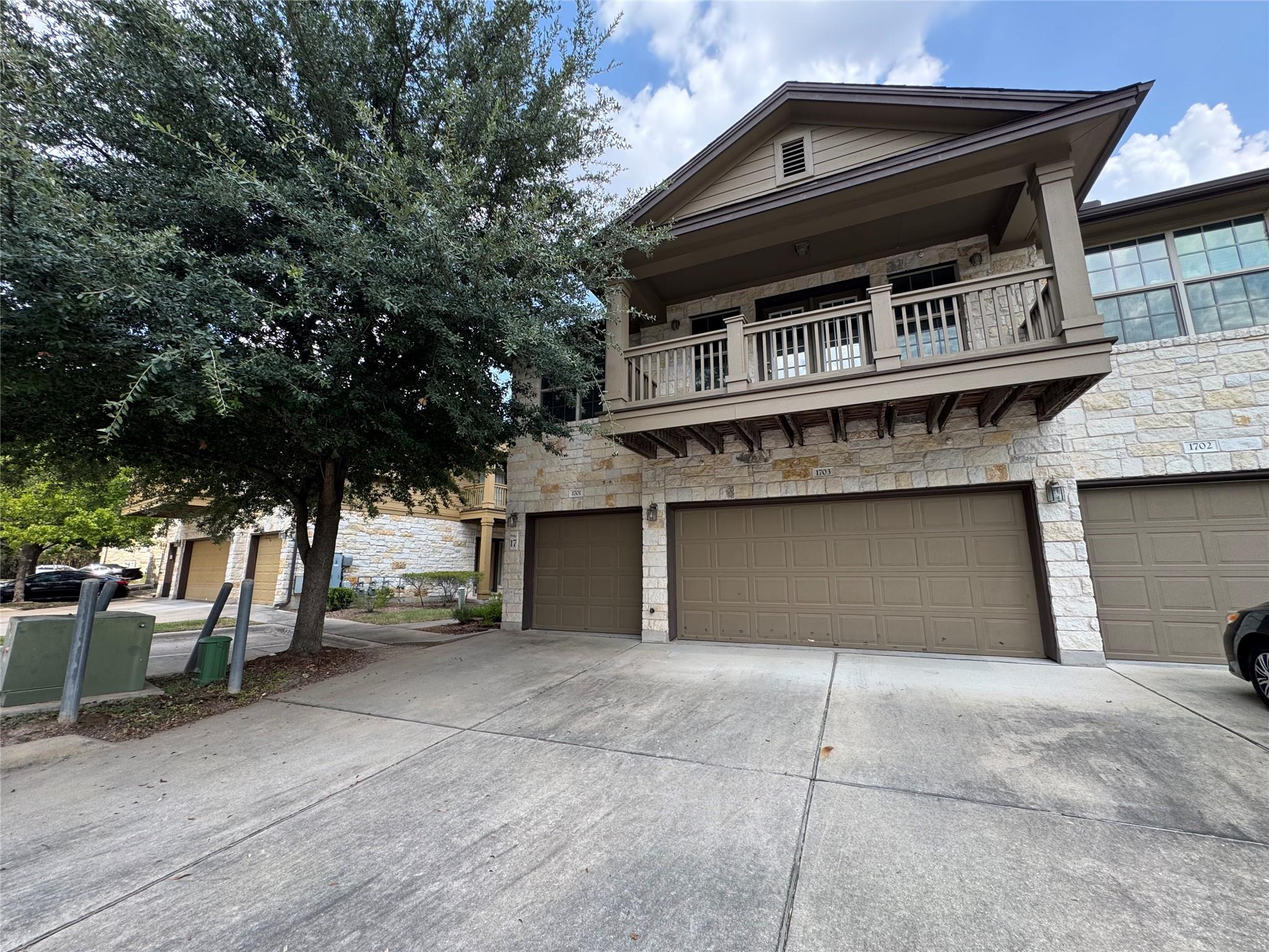 1310 W Parmer Ln #1701 Property Photo 3