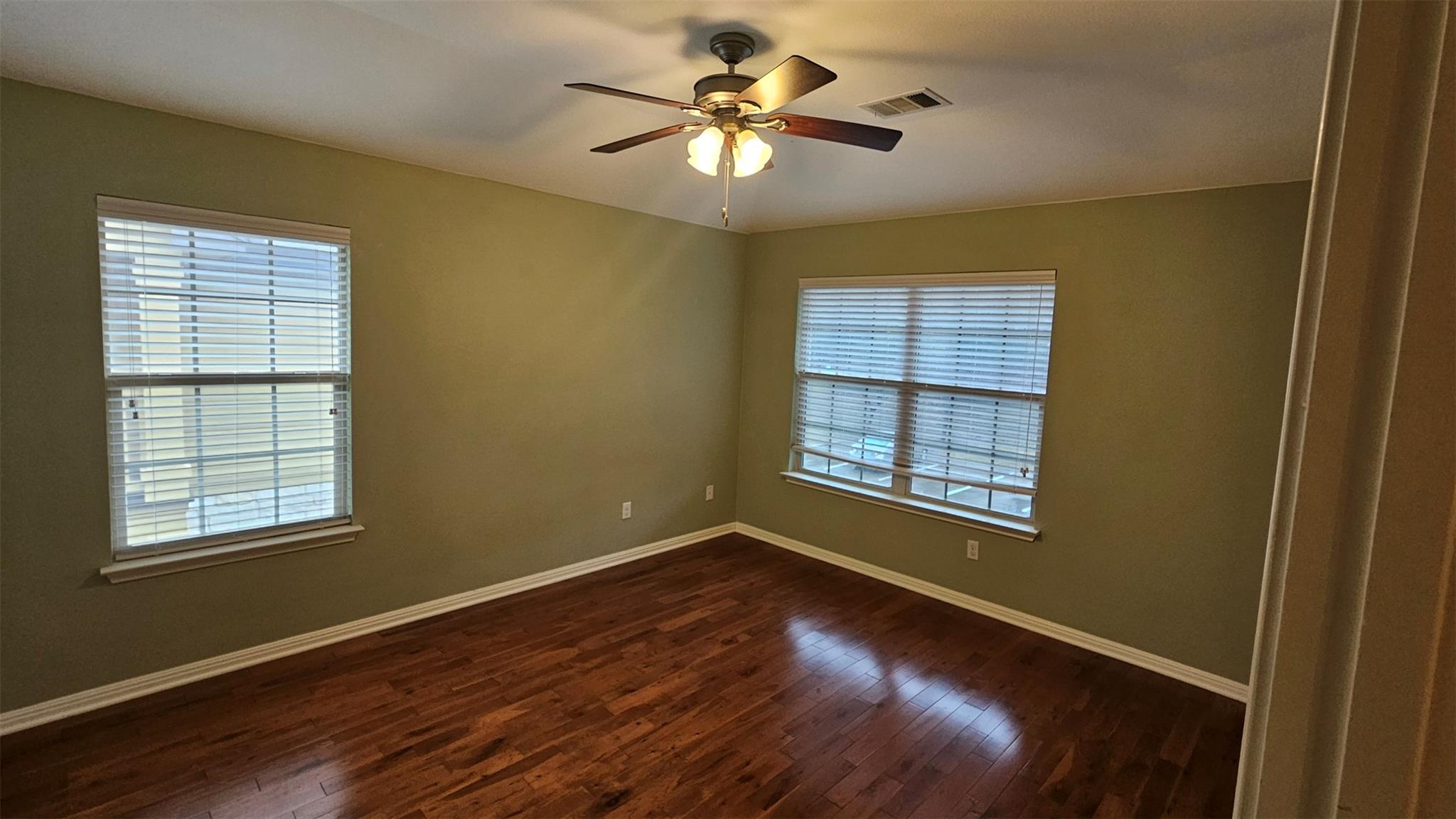 1310 W Parmer Ln #1701 Property Photo 8