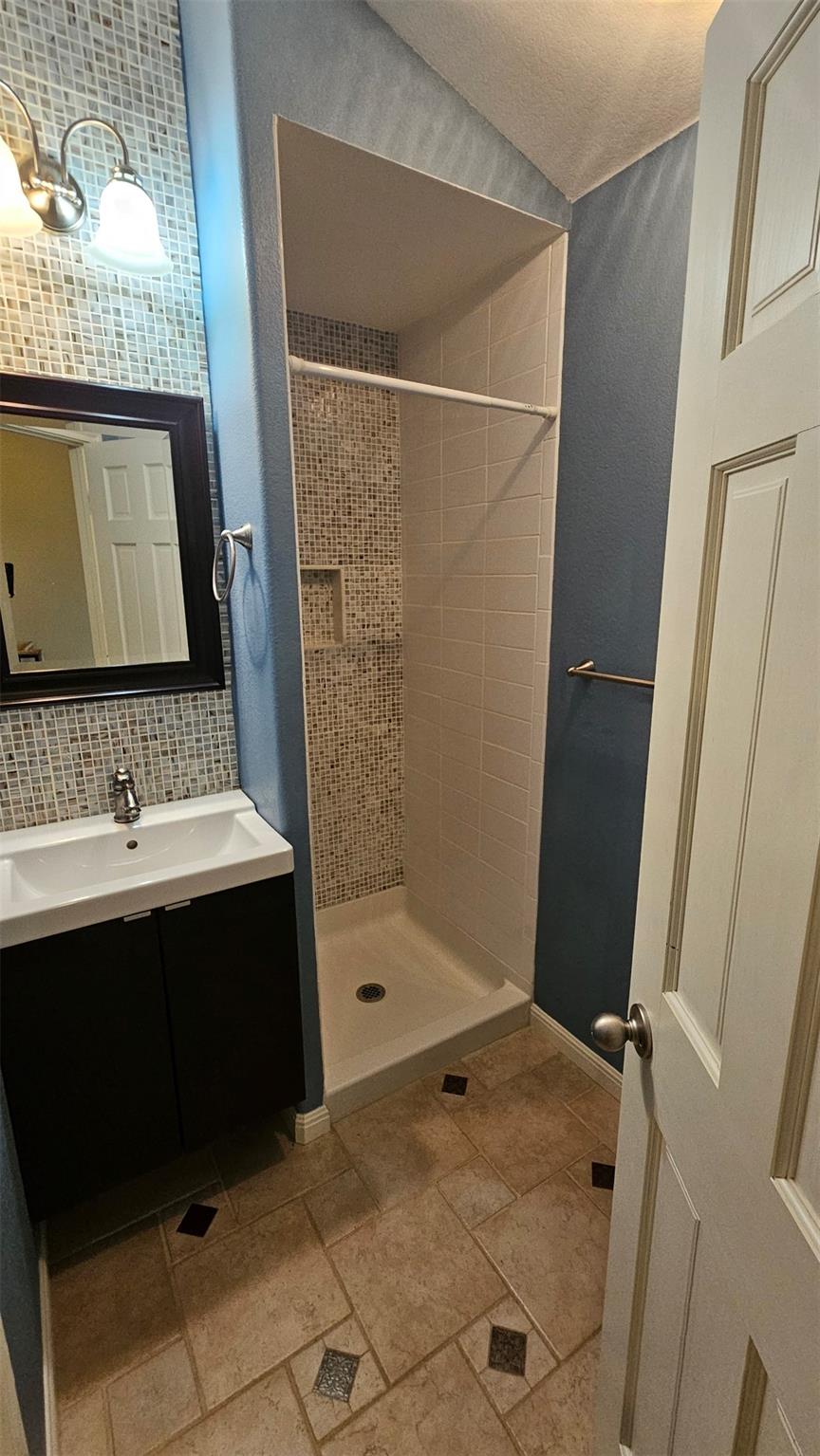 1310 W Parmer Ln #1701 Property Photo 11