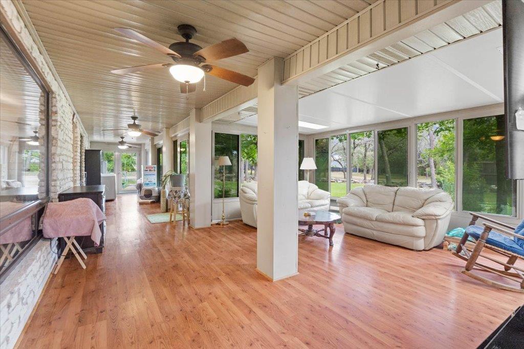 206 Buoy Dr Property Photo 6