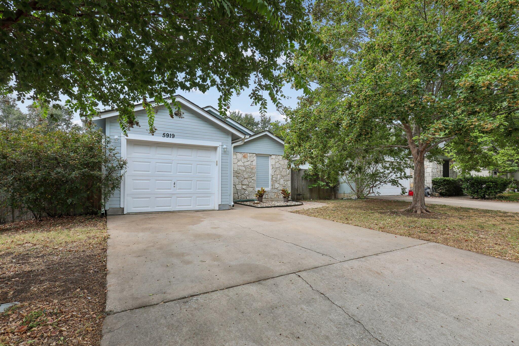 5919 Kevin Kelly Pl Property Photo 2