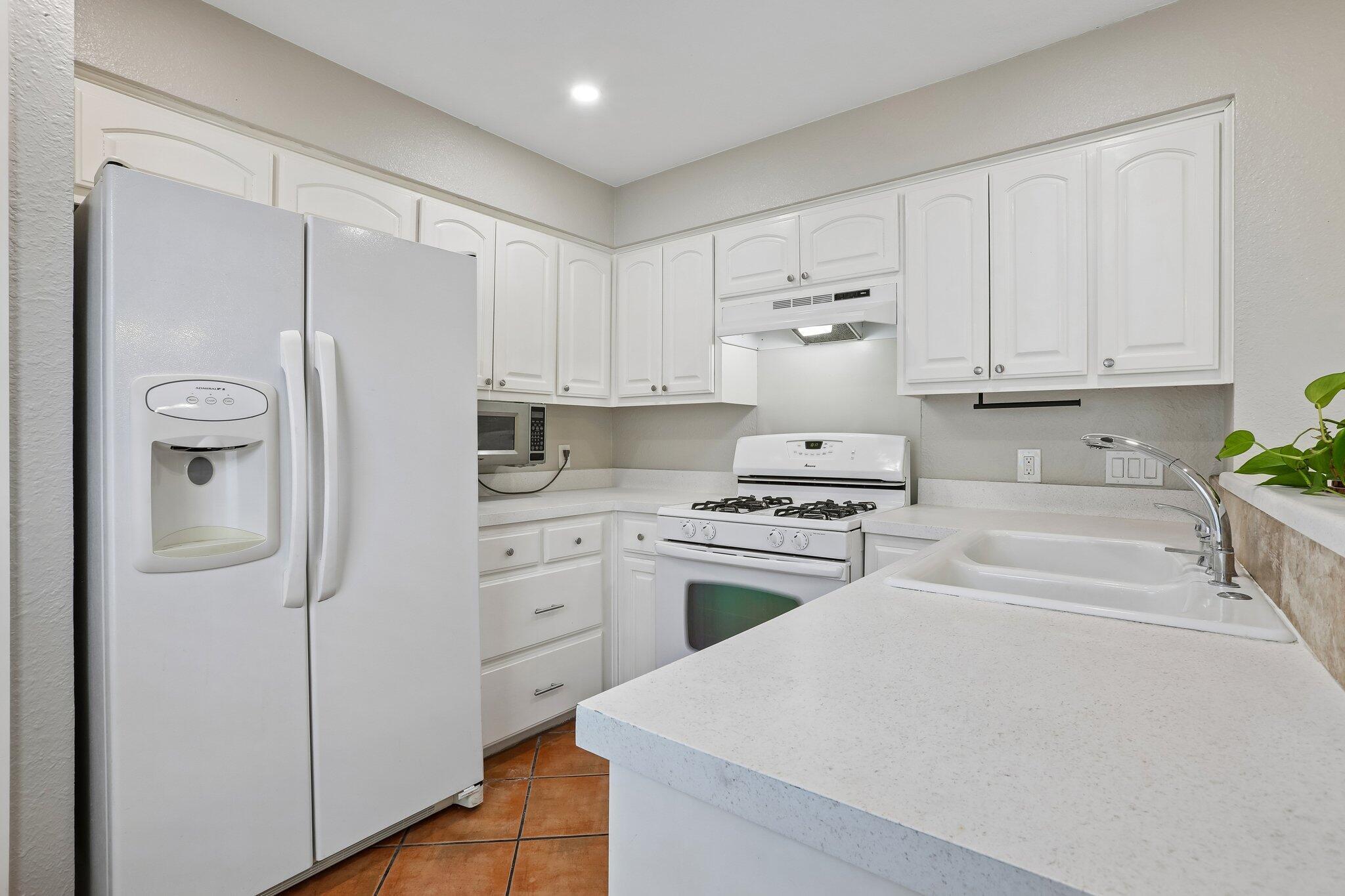 5919 Kevin Kelly Pl Property Photo 11