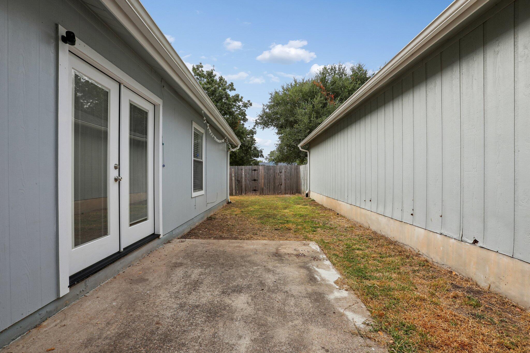 5919 Kevin Kelly Pl Property Photo 23