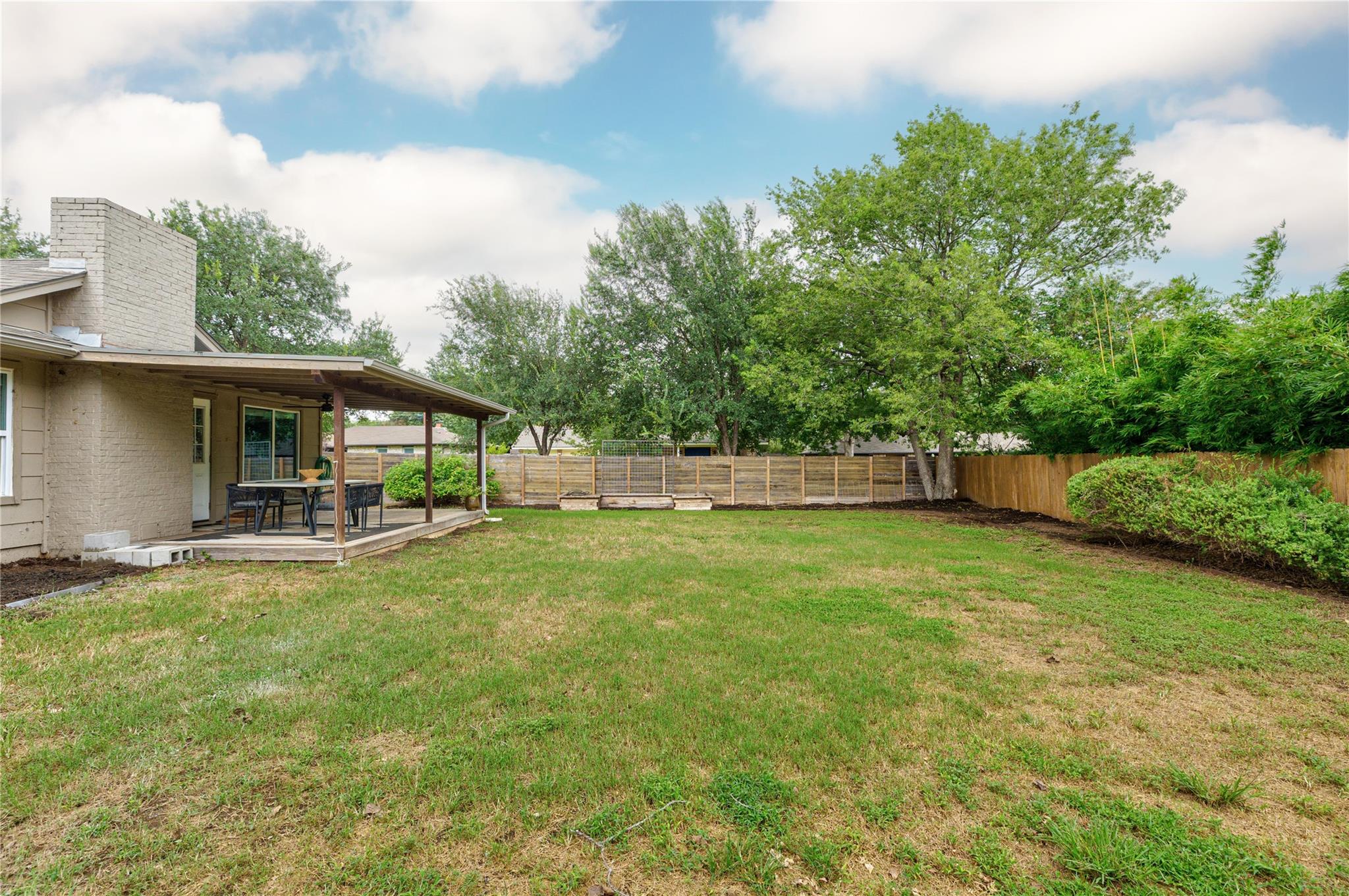 2301 Village Cir Property Photo 21