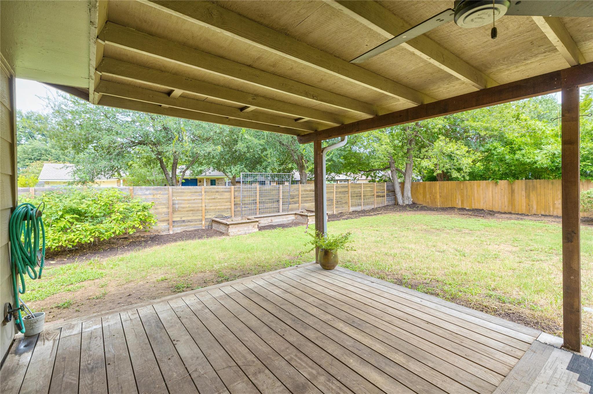 2301 Village Cir Property Photo 23