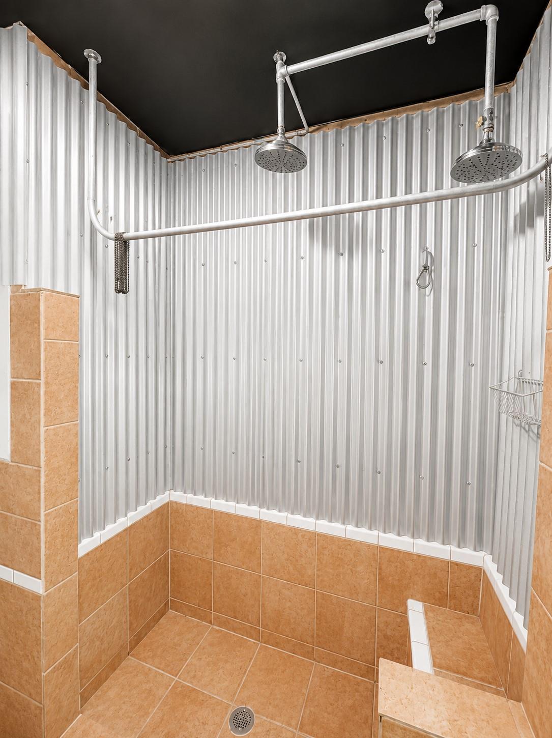514 E 38th St #b Property Photo 5