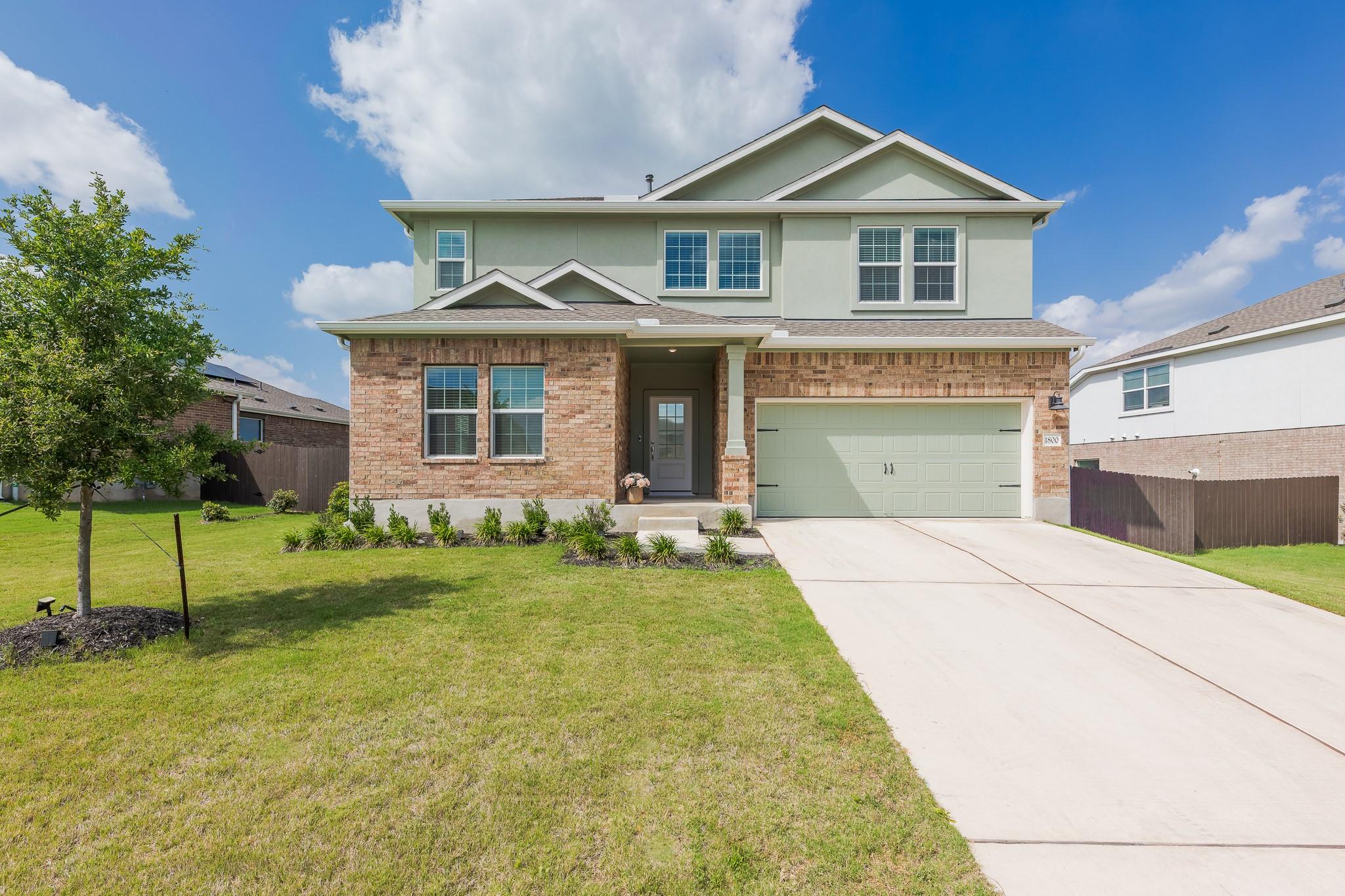 1800 Four Waters Loop Property Photo 1