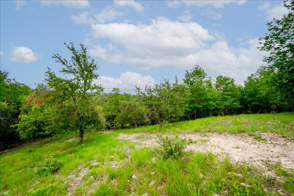 17102 Oak Cliff Cir Property Photo 17