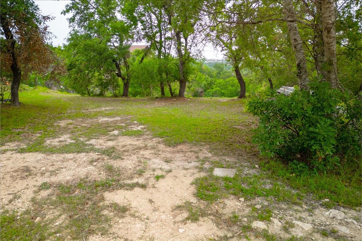 17102 Oak Cliff Cir Property Photo 19