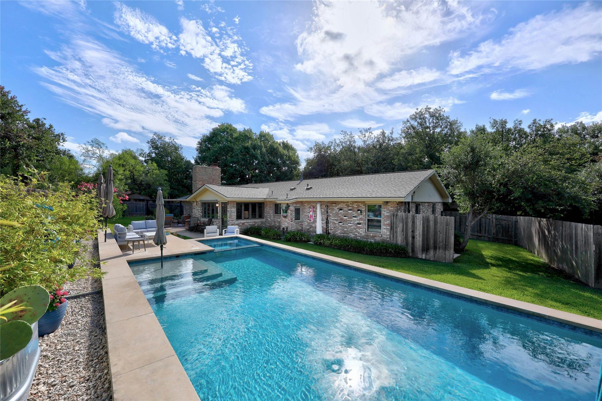 5708 Bullard DR