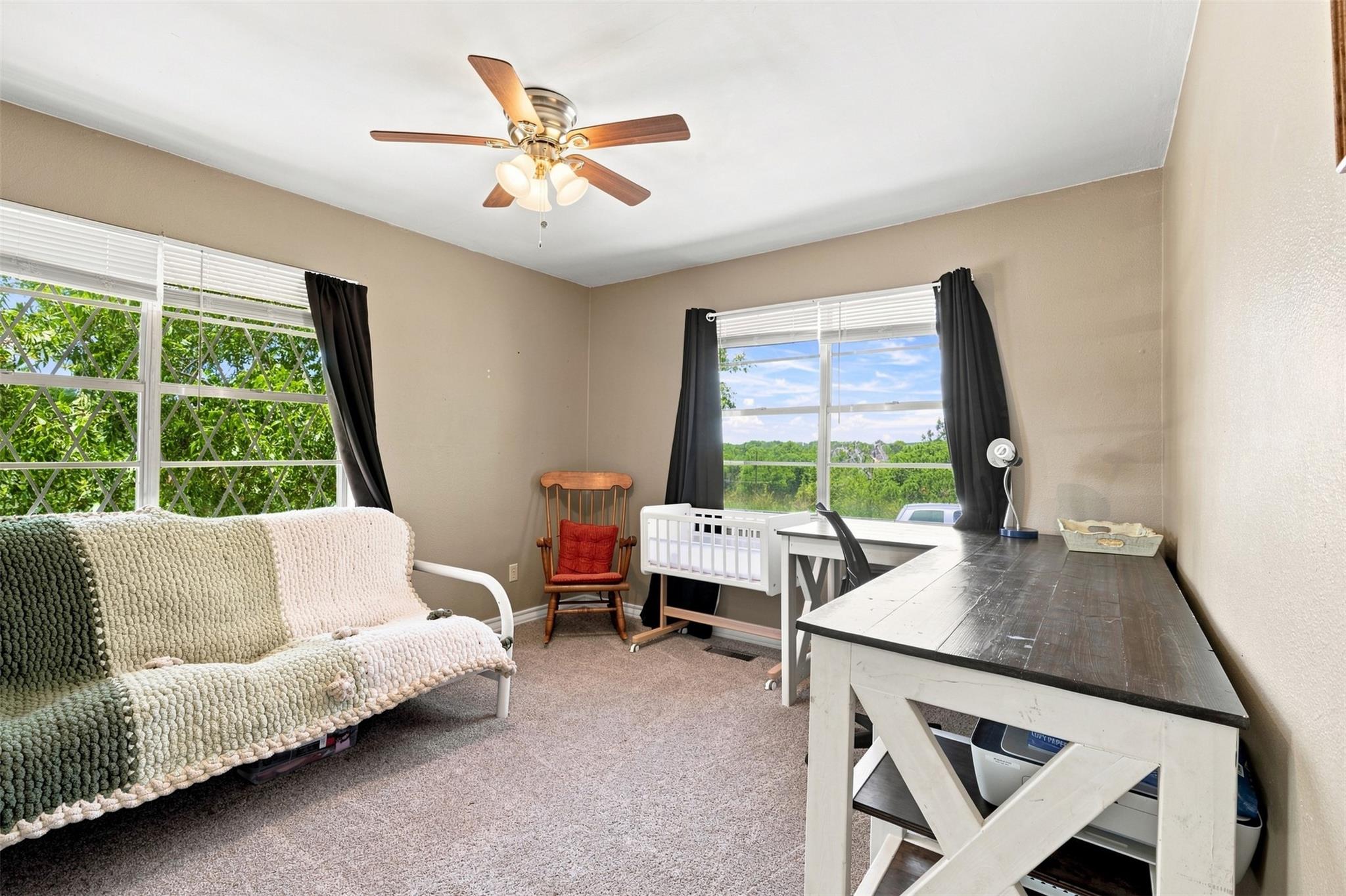1103 S Willis St Property Photo 13