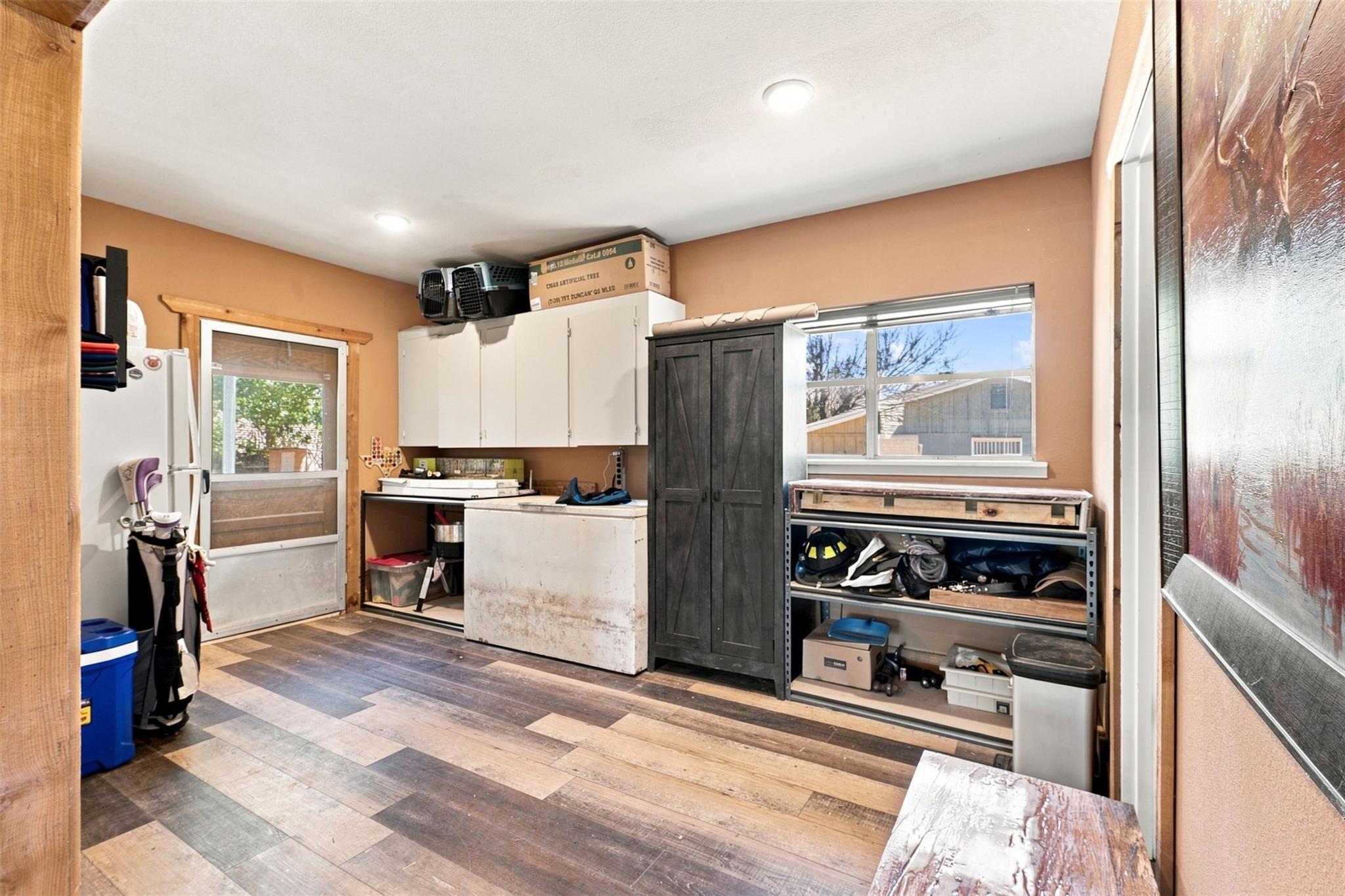 1103 S Willis St Property Photo 17