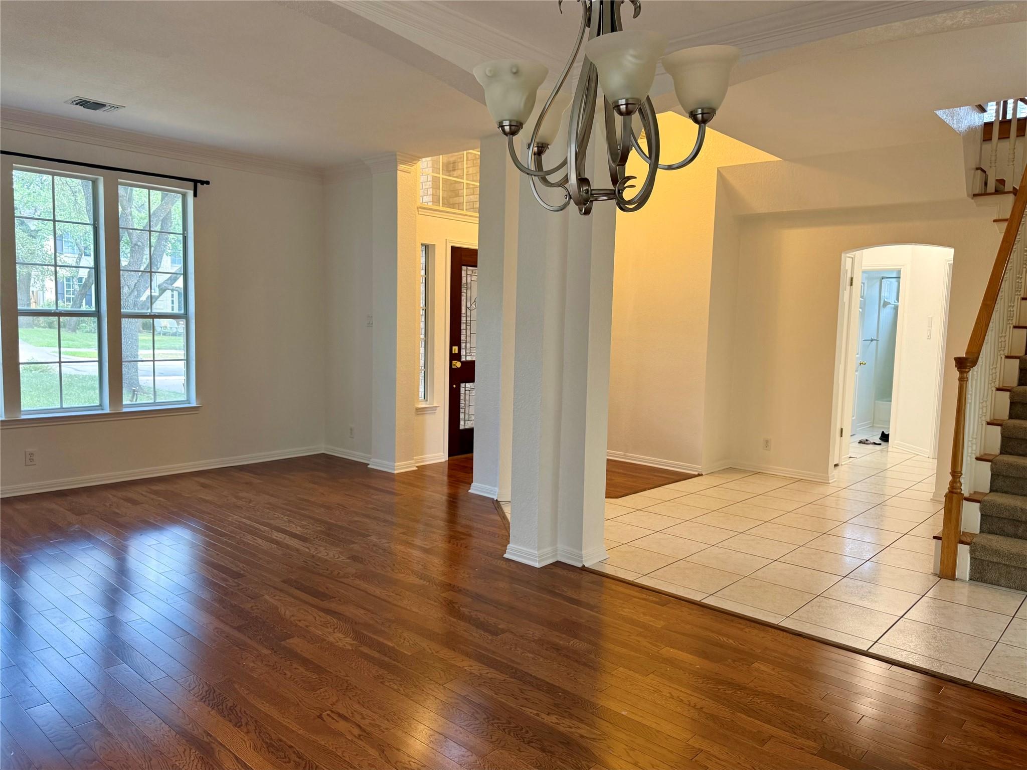 11112 Marden Ln Property Photo 3