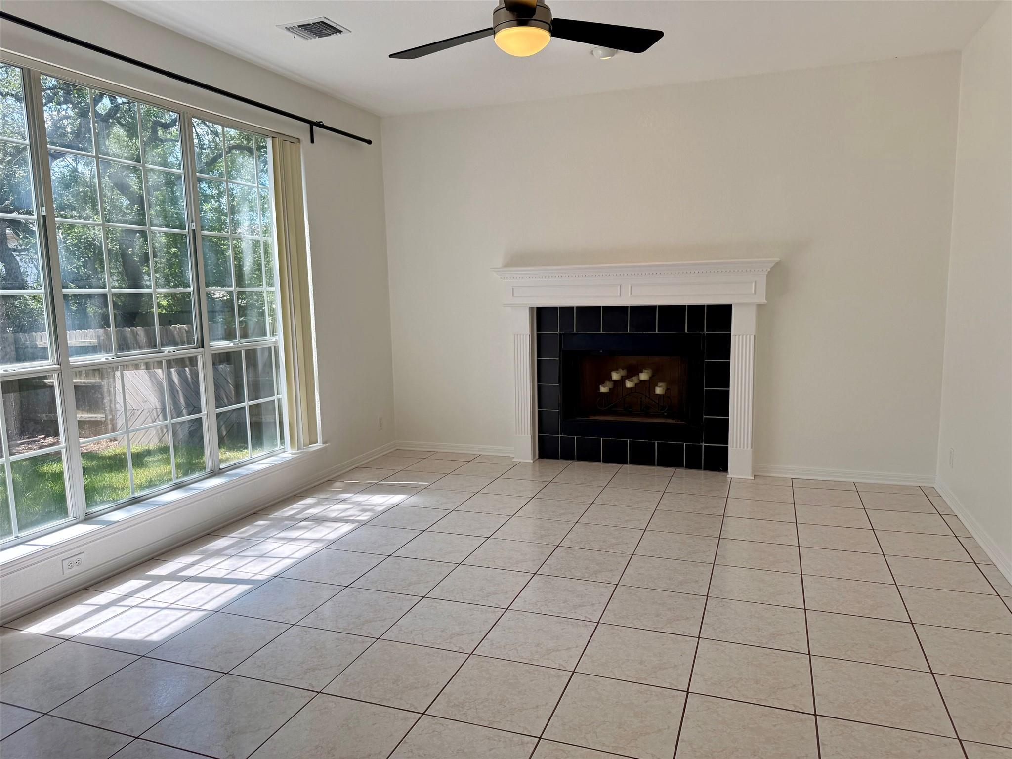 11112 Marden Ln Property Photo 7