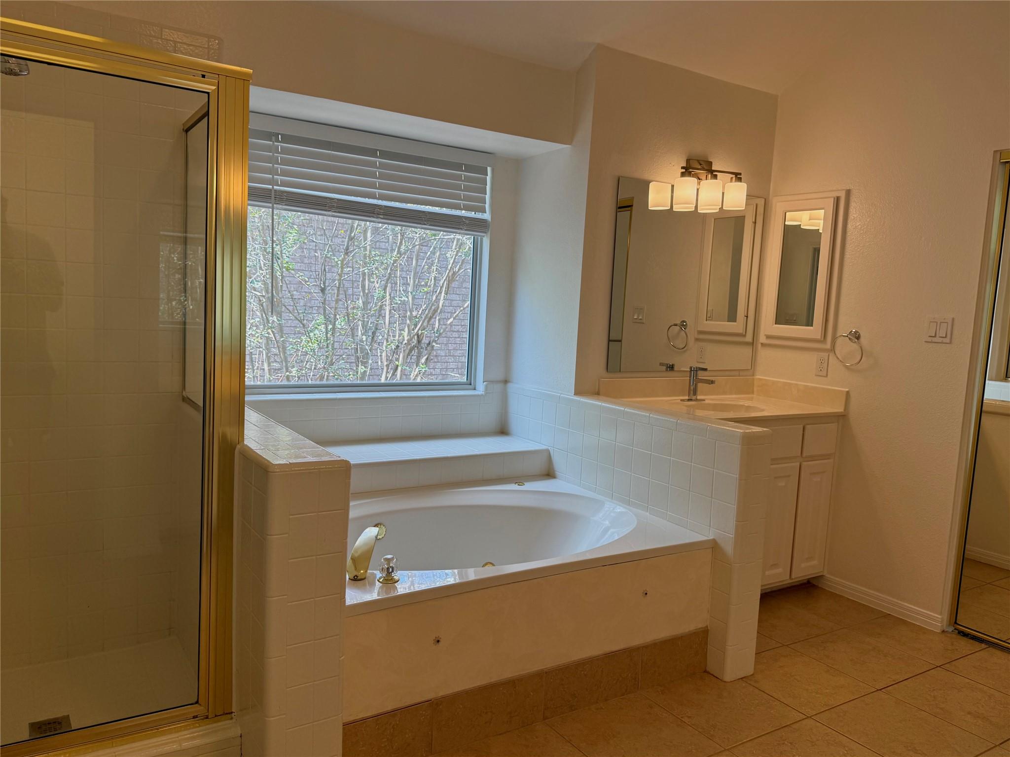 11112 Marden Ln Property Photo 18