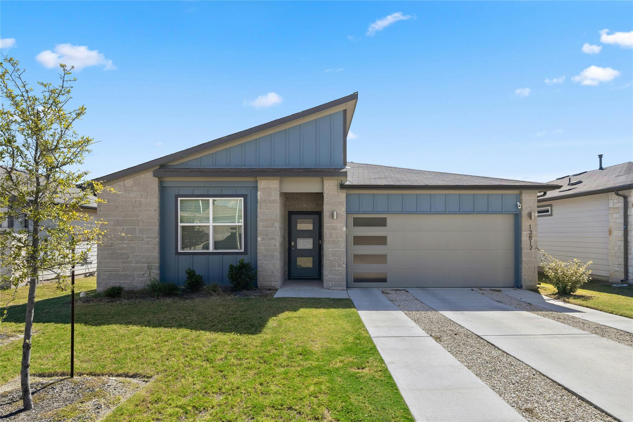 13817 Zuhause Dr Property Photo 1