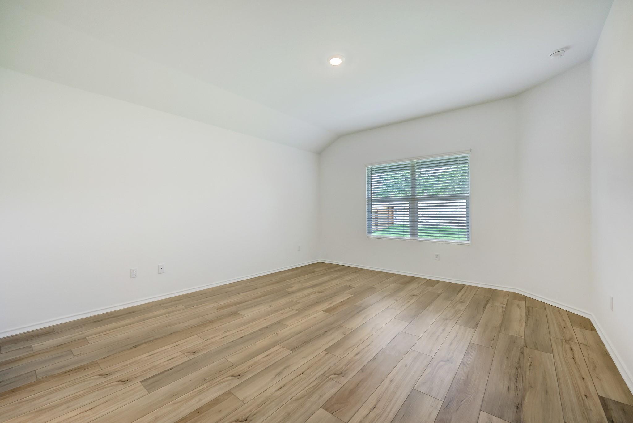 171 Mendoza None Property Photo 5
