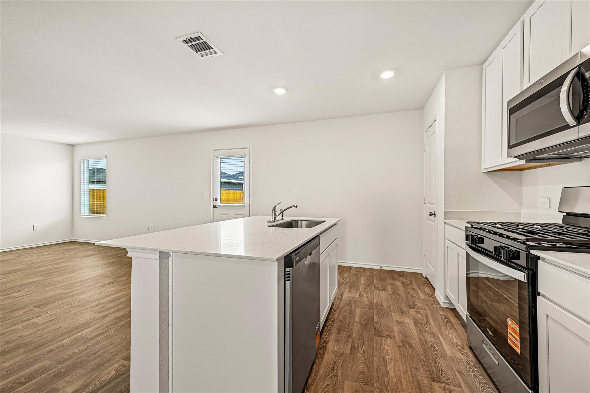 171 Bardwell Way Property Photo 15