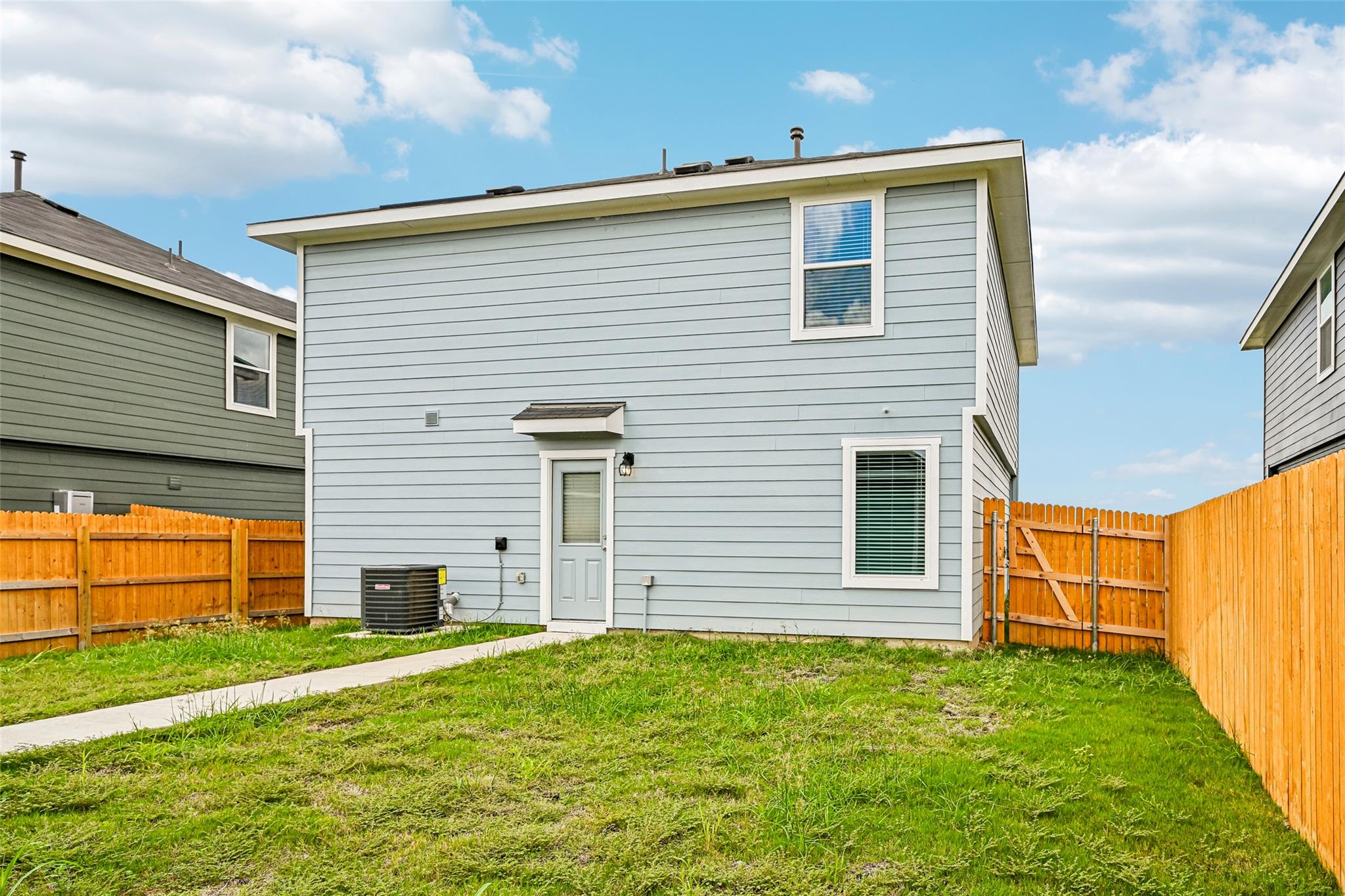 171 Bardwell Way Property Photo 32