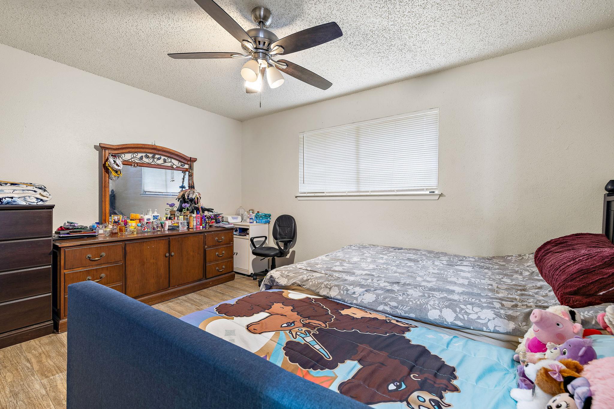 1202 Dobie Dr Property Photo 17