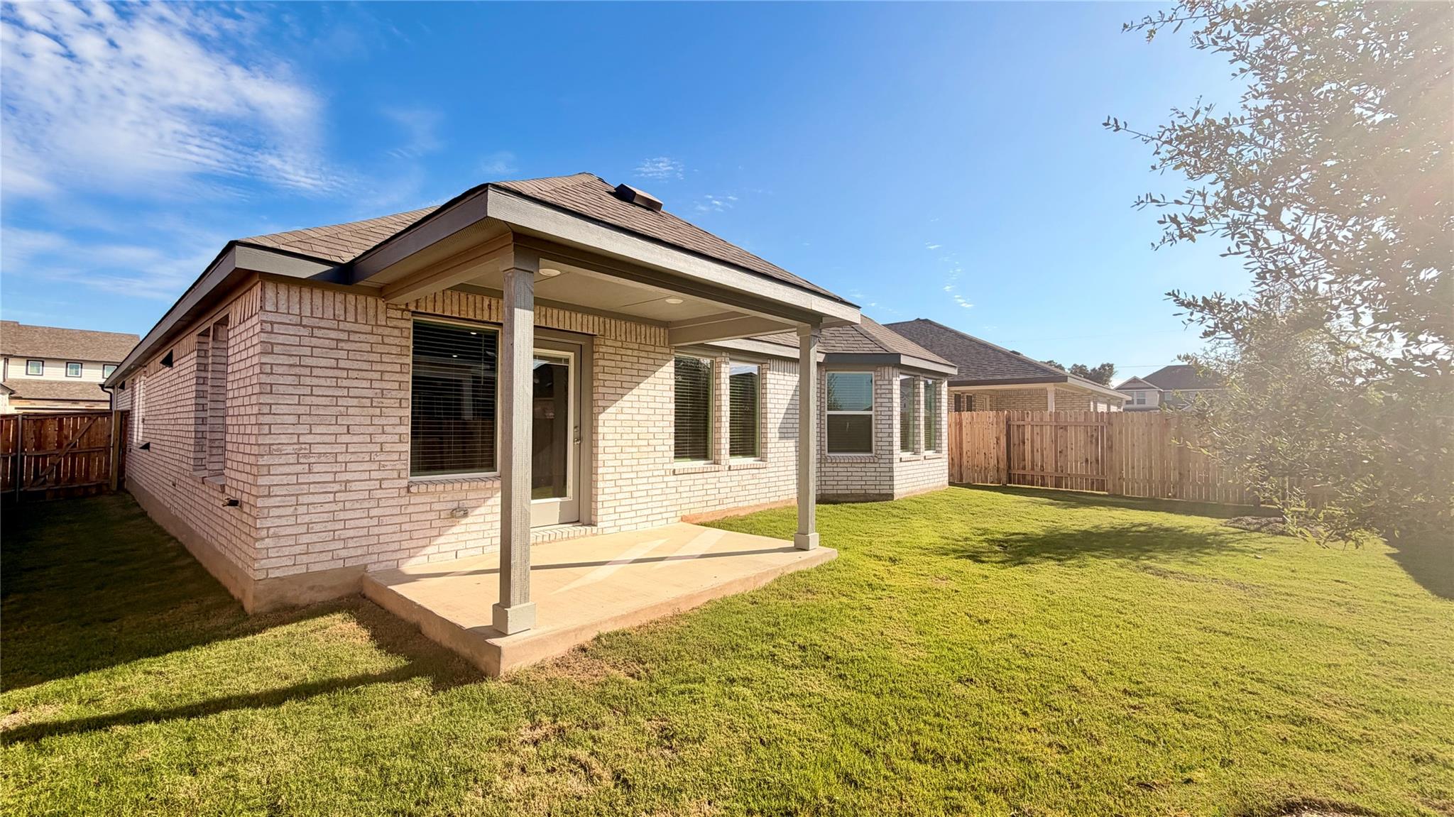 368 Callahan Loop Property Photo 5