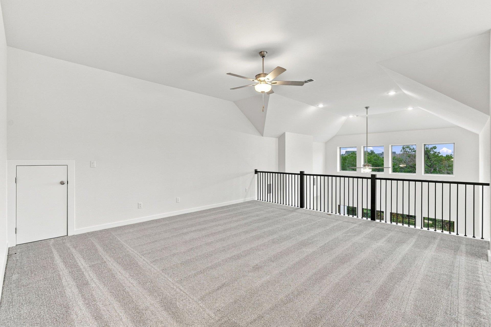 1417 White Daisy Ln Property Photo 27