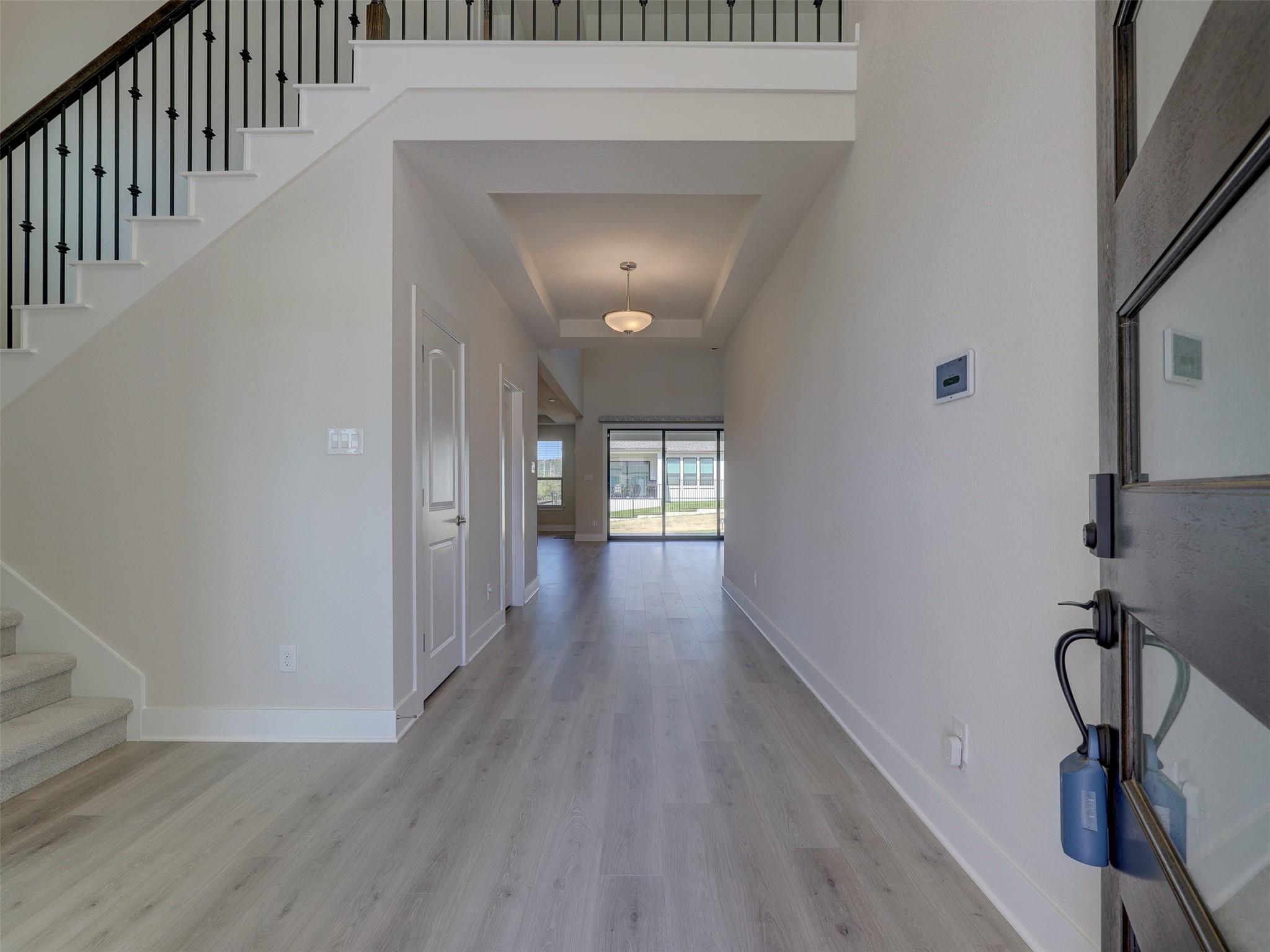 1929 Montella Way Property Photo 4