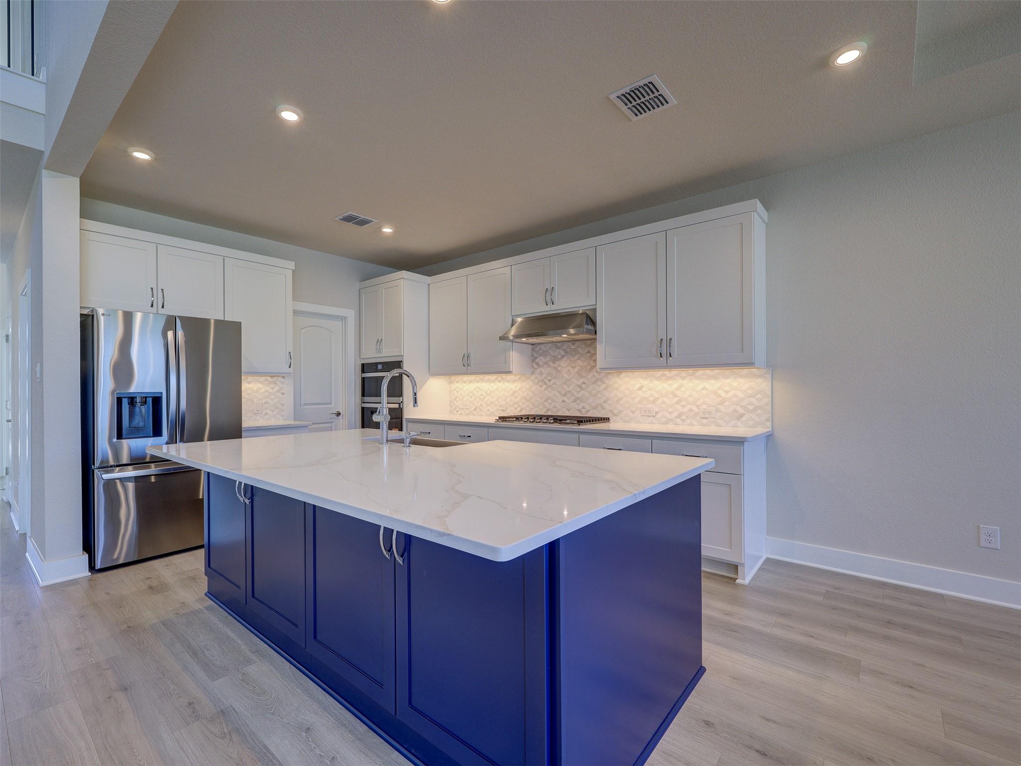 1929 Montella Way Property Photo 14