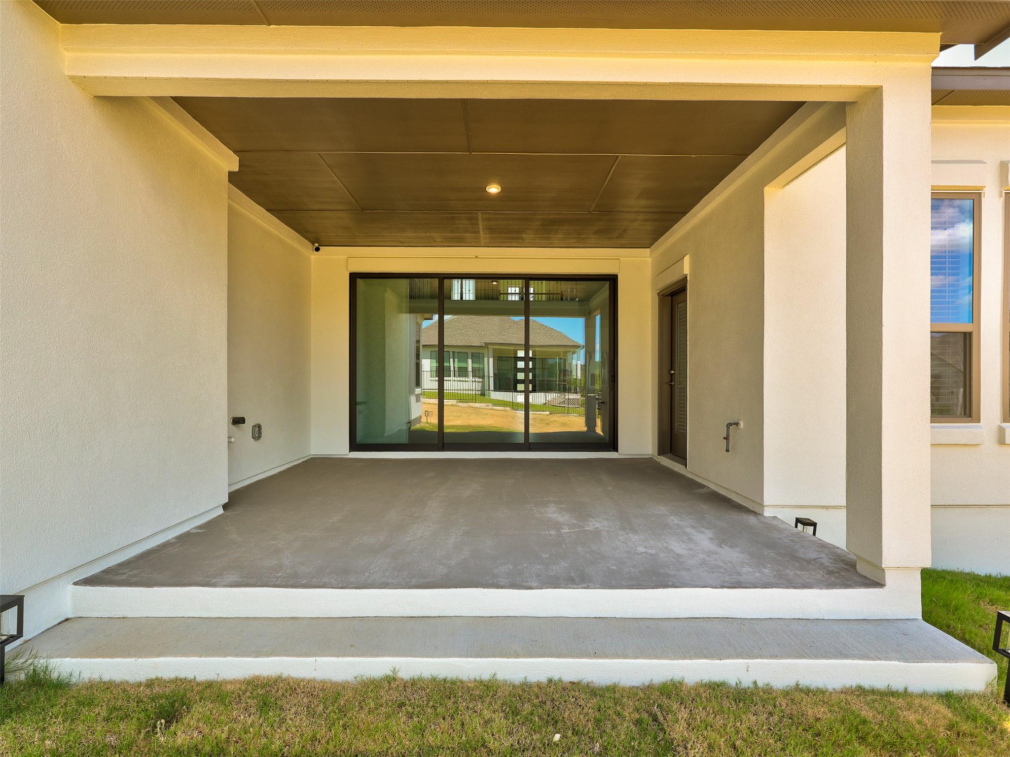 1929 Montella Way Property Photo 37