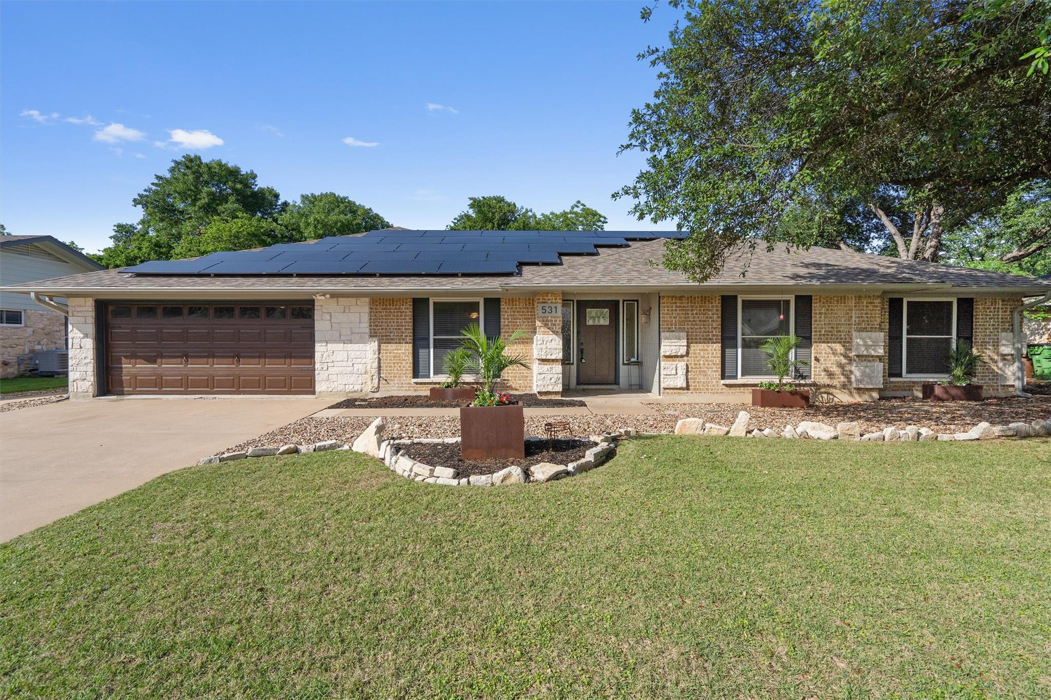 531 Dennis Dr Property Photo
