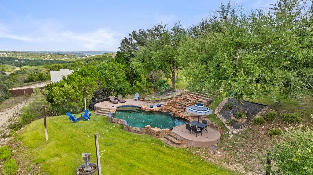 4607 R O Dr Property Photo 8