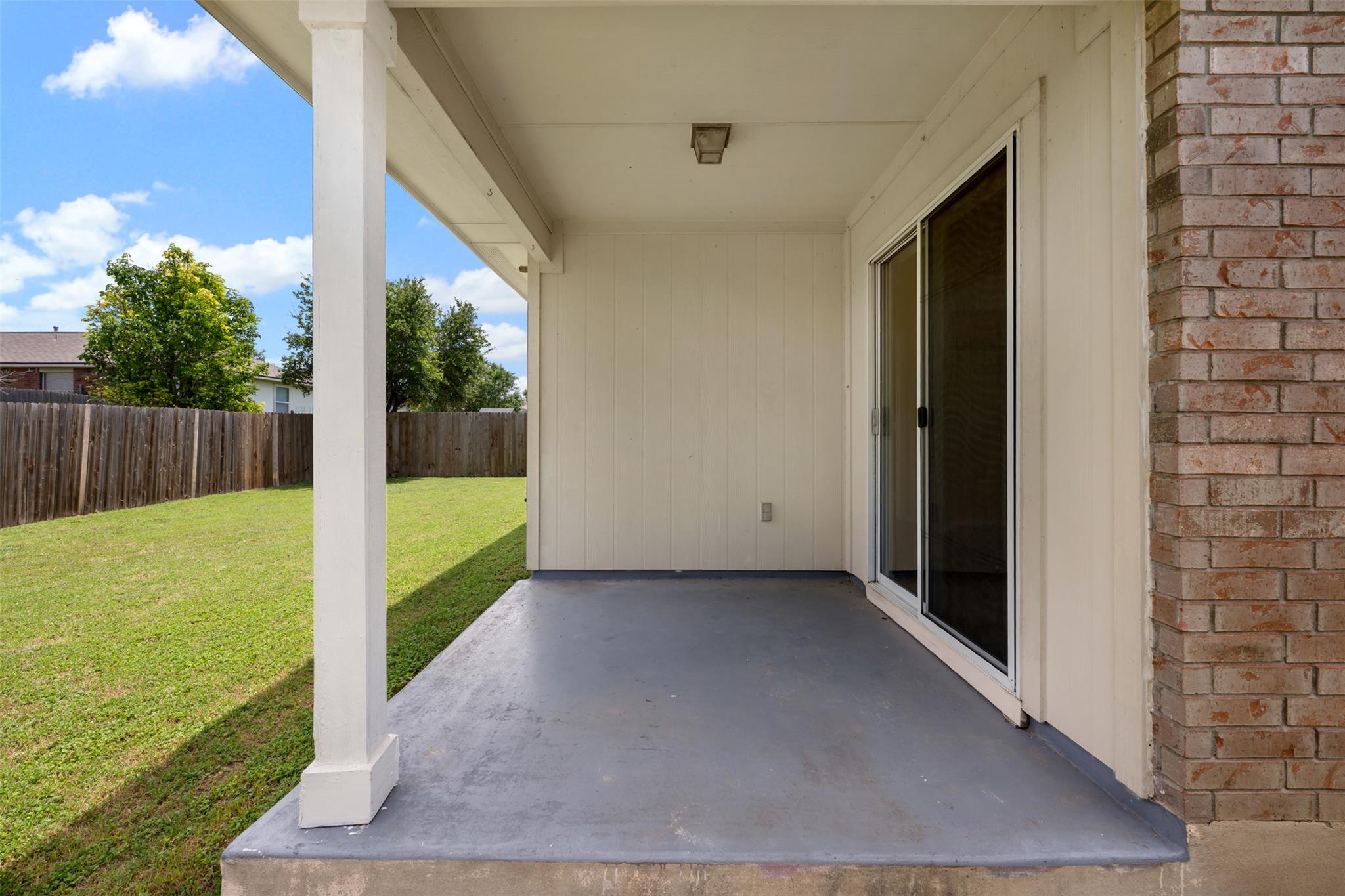 1004 Whitley Dr Property Photo 33